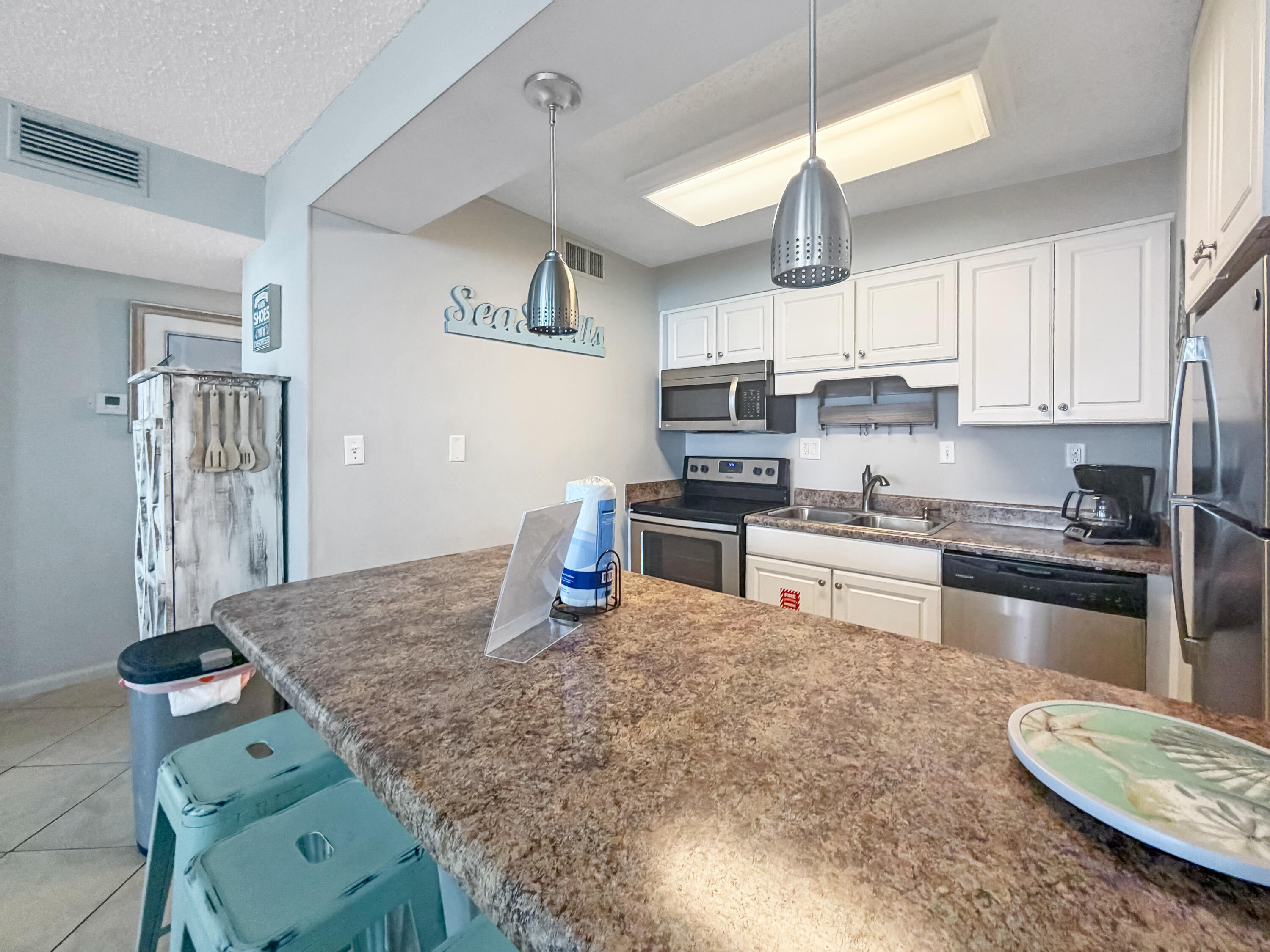 JETTY EAST CONDO - Residential