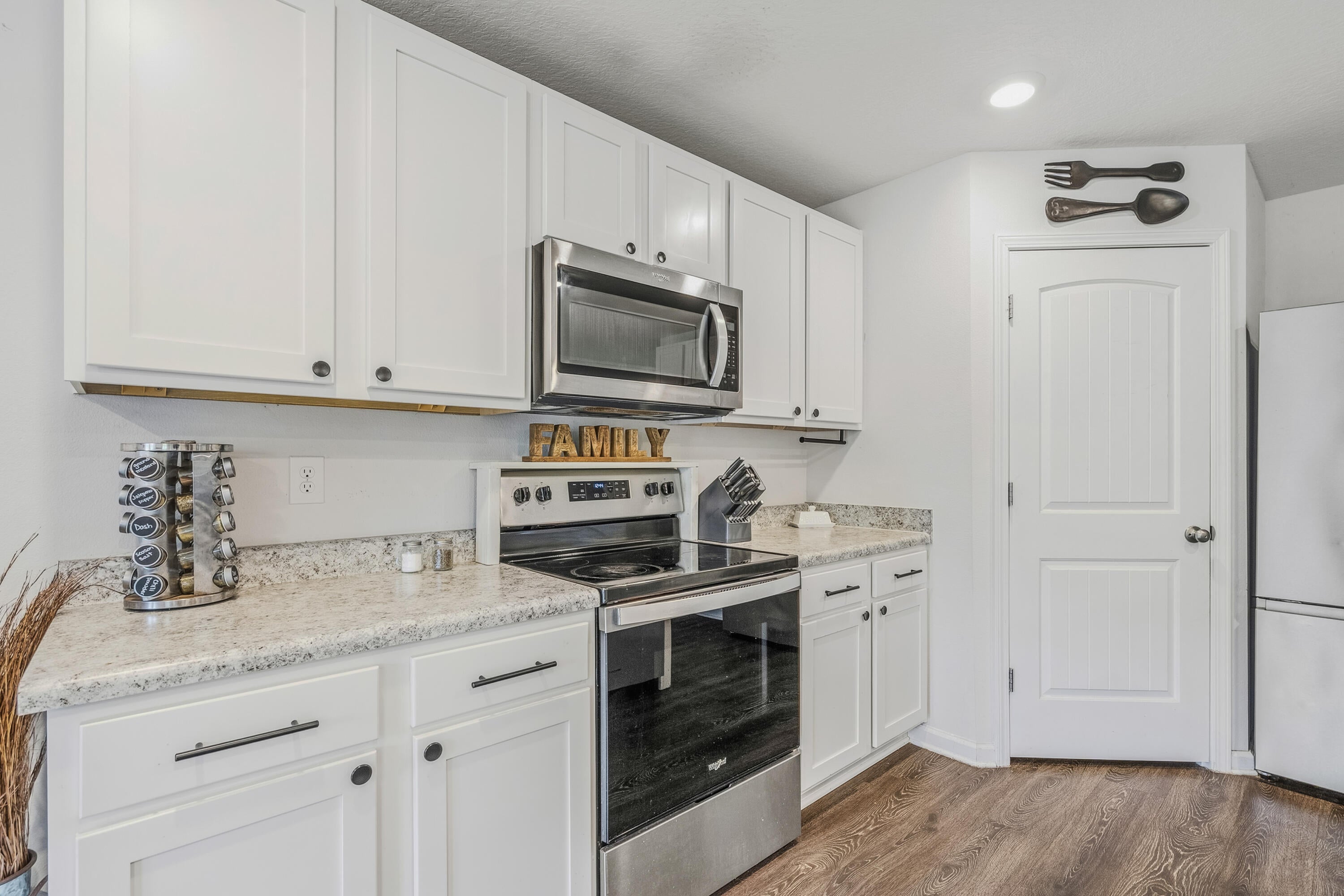 TIMBERLAND RIDGE - Residential