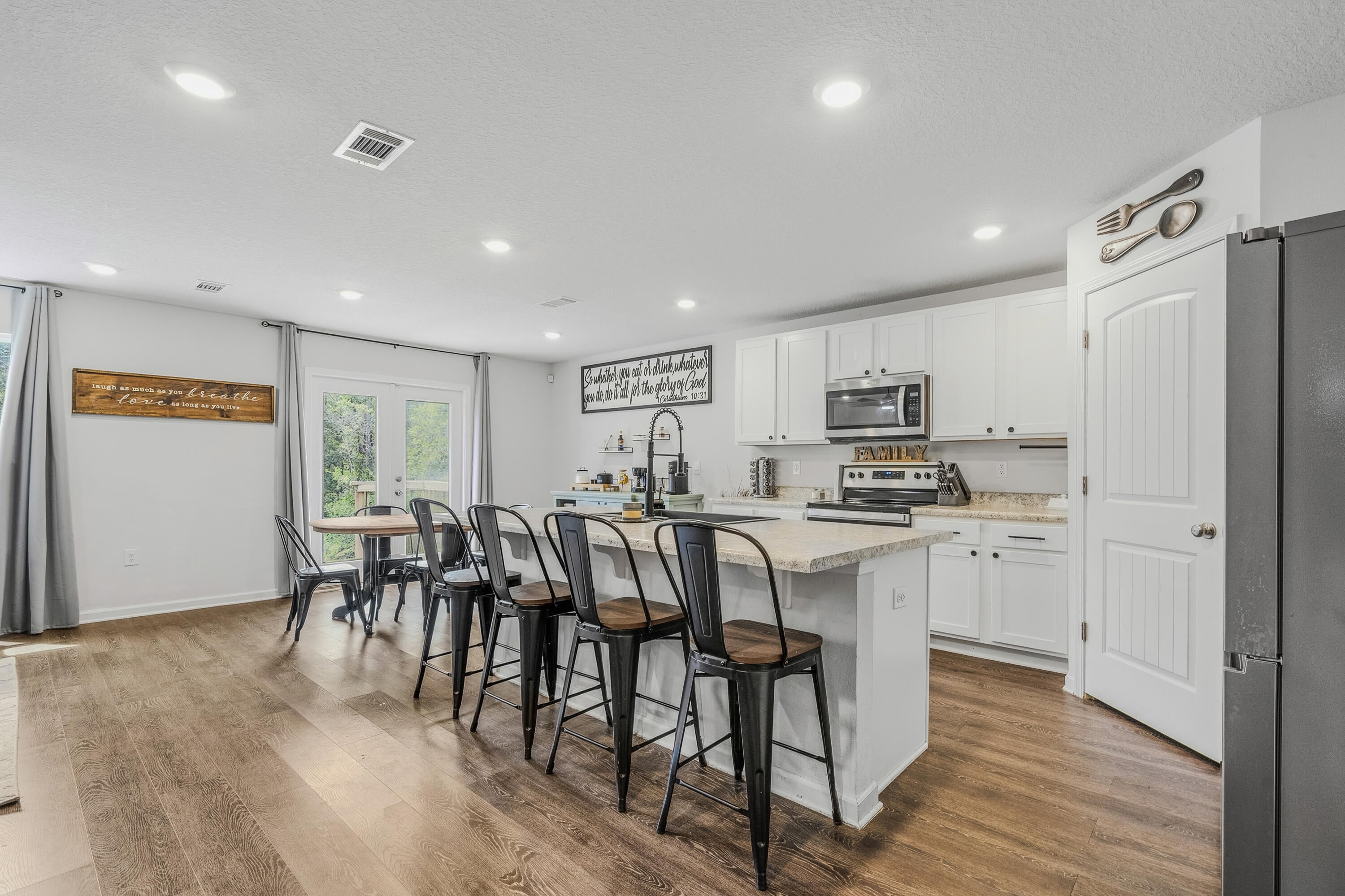 TIMBERLAND RIDGE - Residential