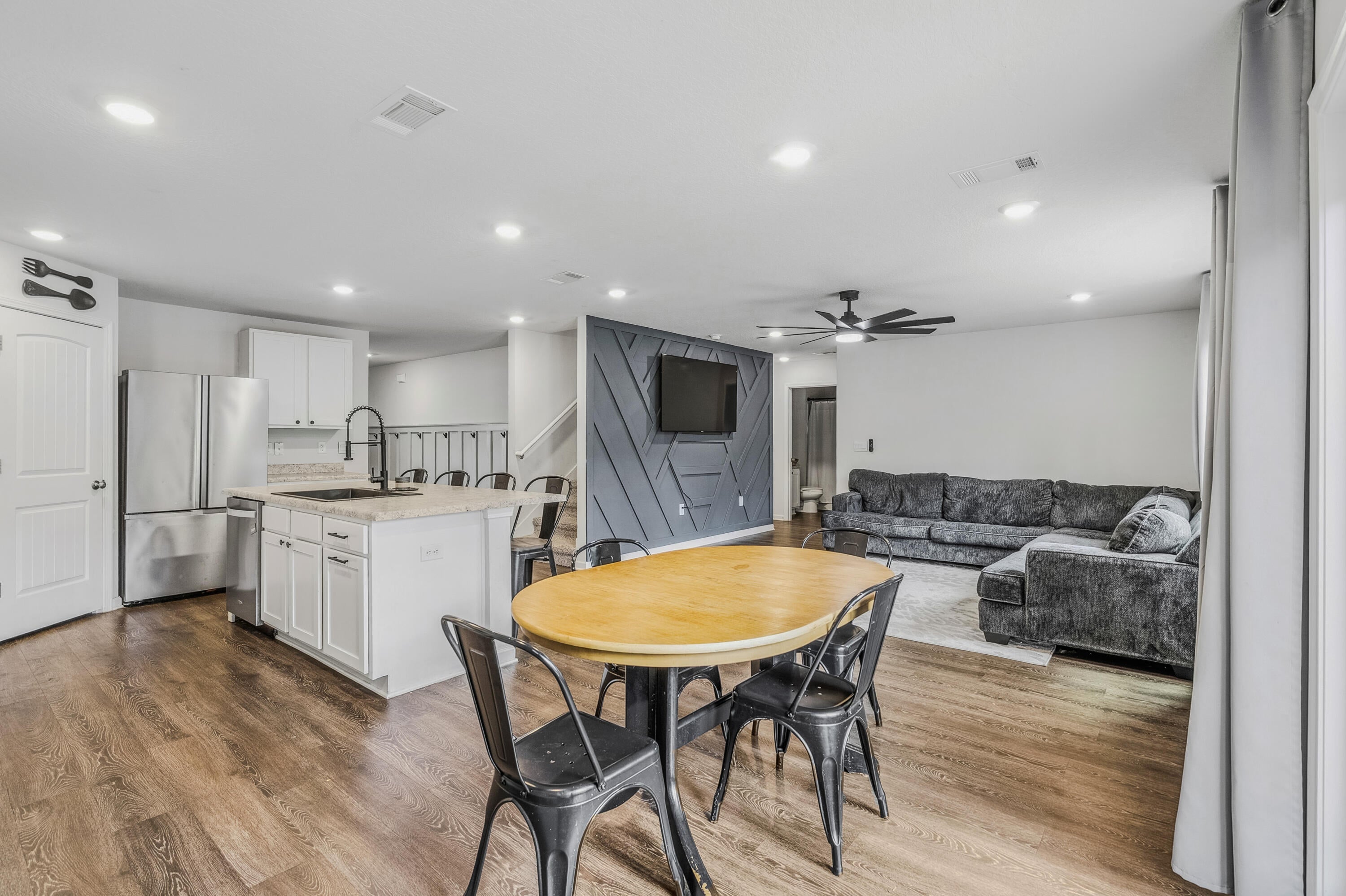 TIMBERLAND RIDGE - Residential