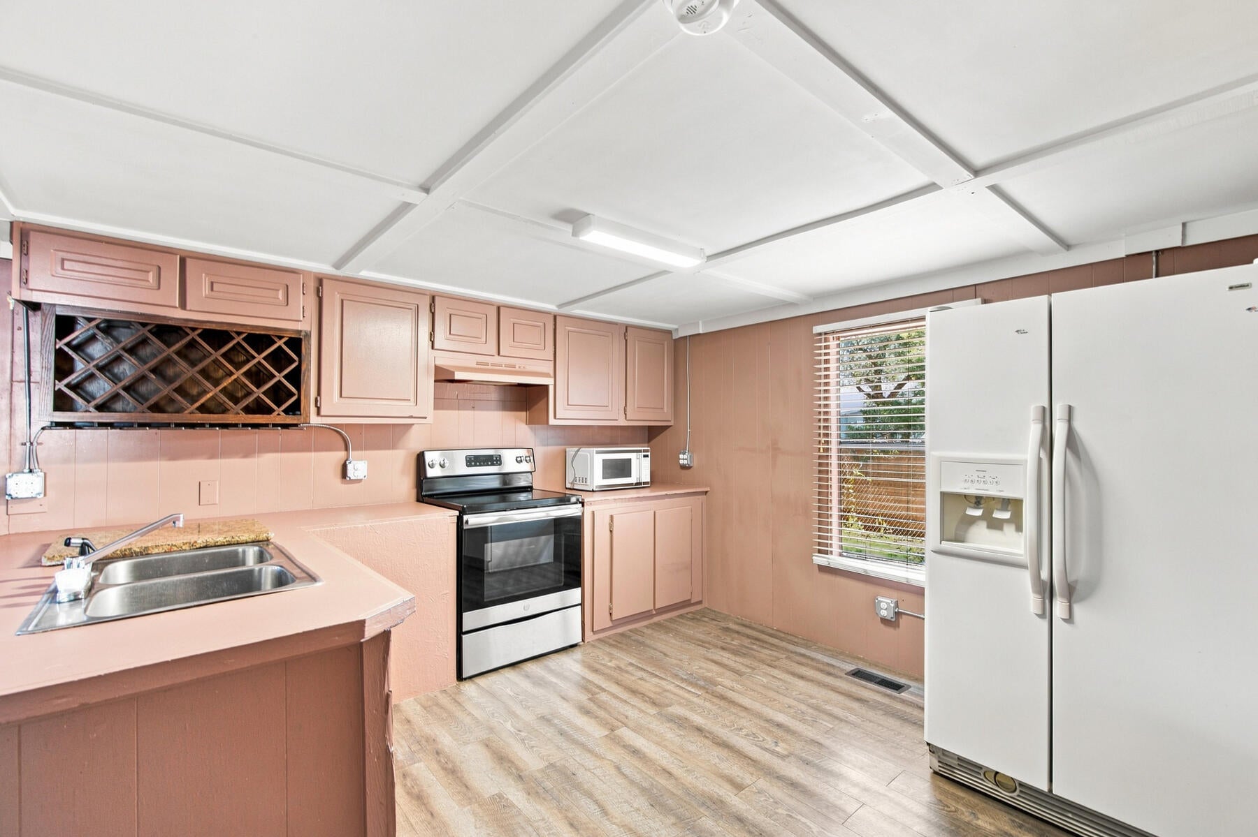 LEGEND WOODS ESTATES - Residential
