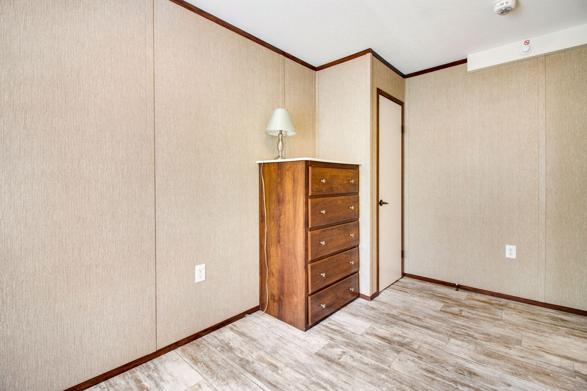 PEACHTREE FARMS UNREC - Residential Lease