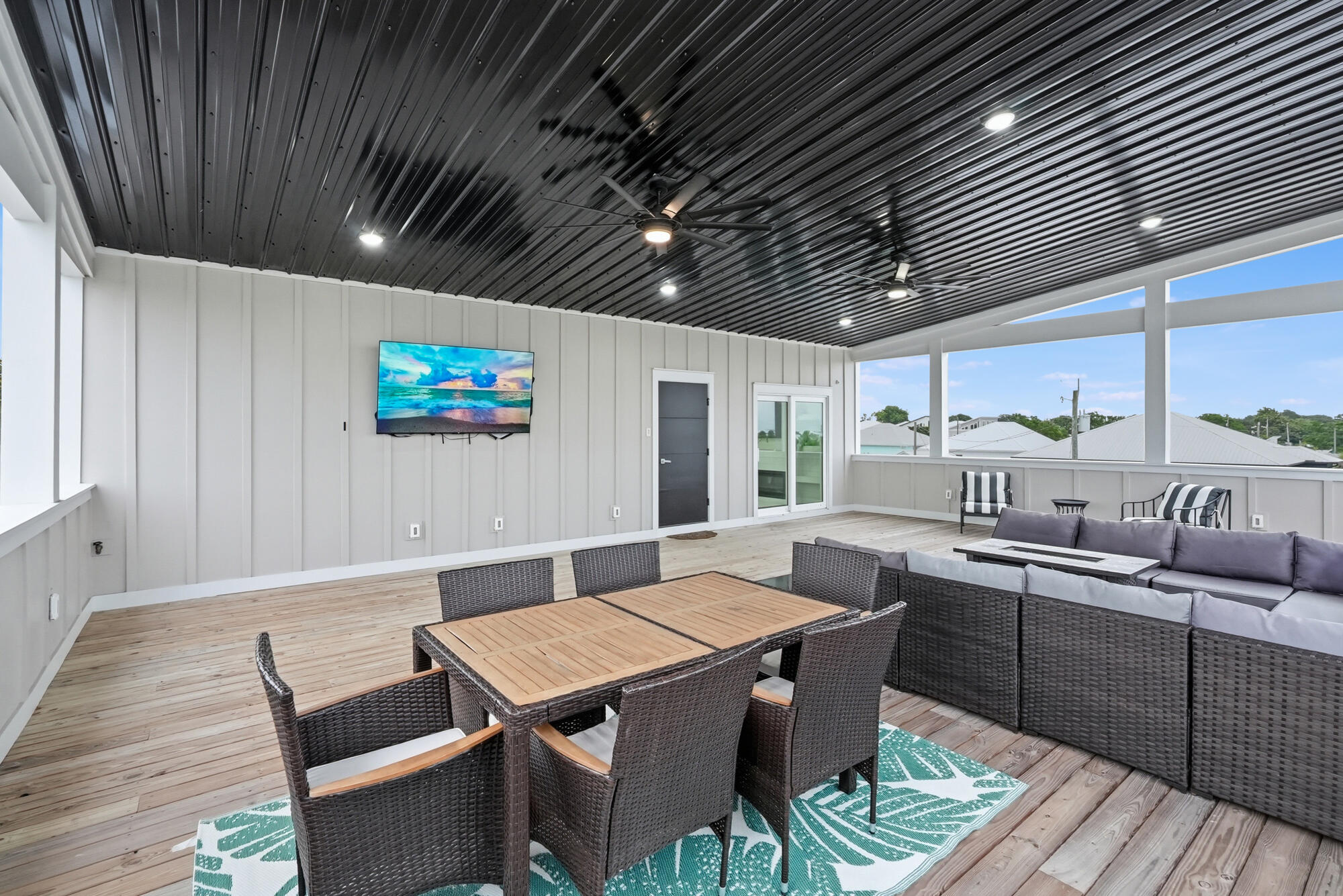 LAGUNA BEACH - Residential