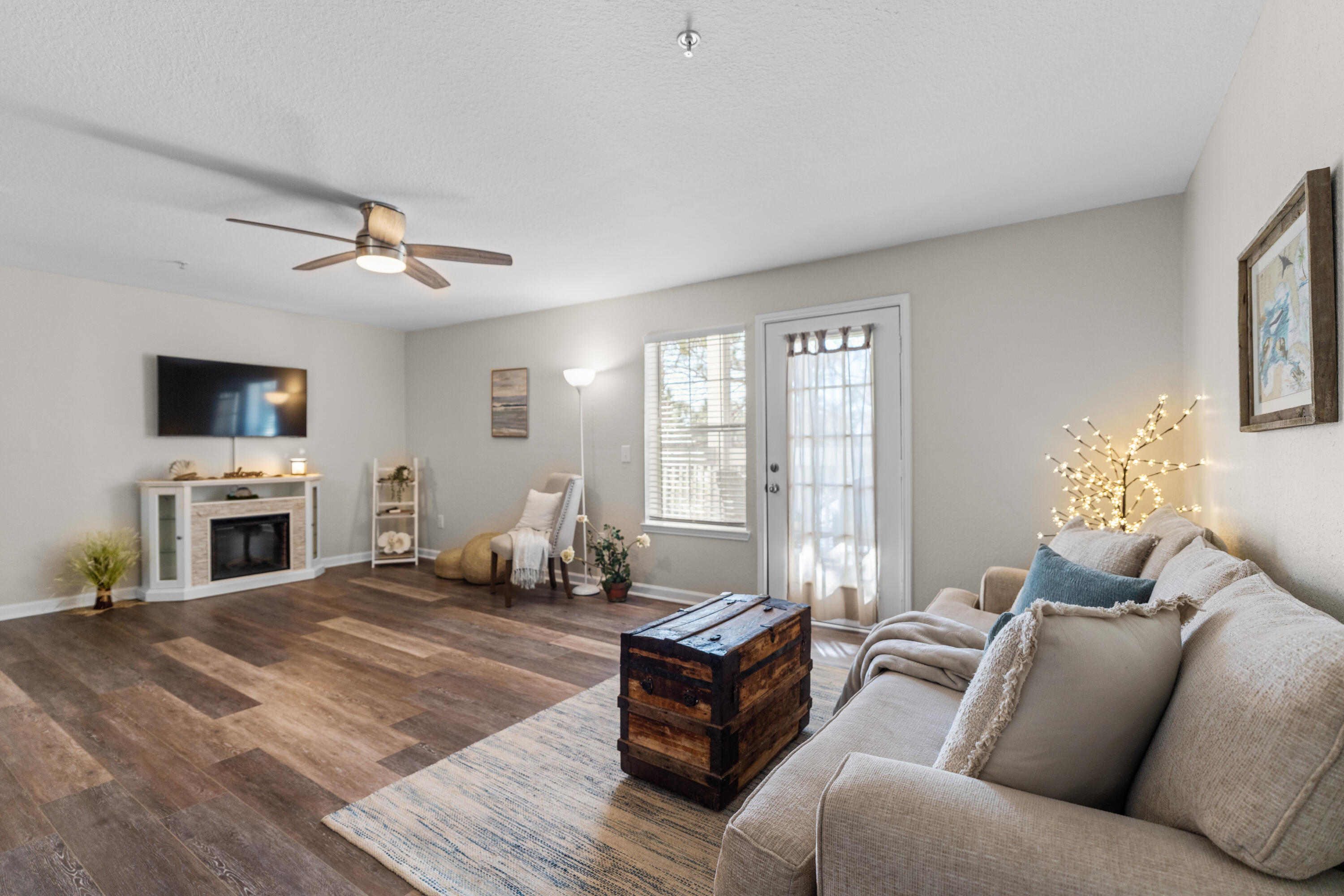 INDIAN LAKE - Residential