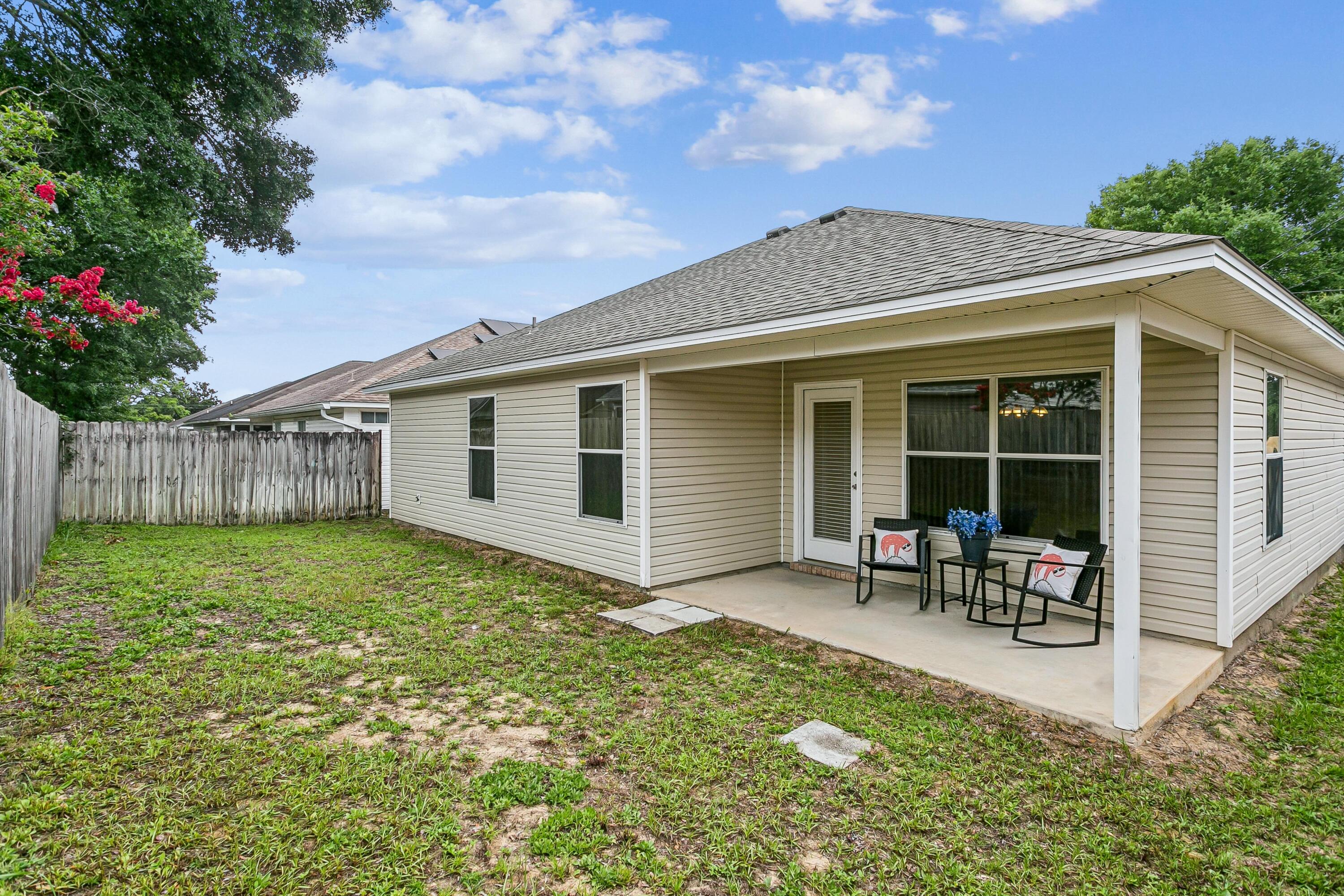 CREEKSIDE - Residential