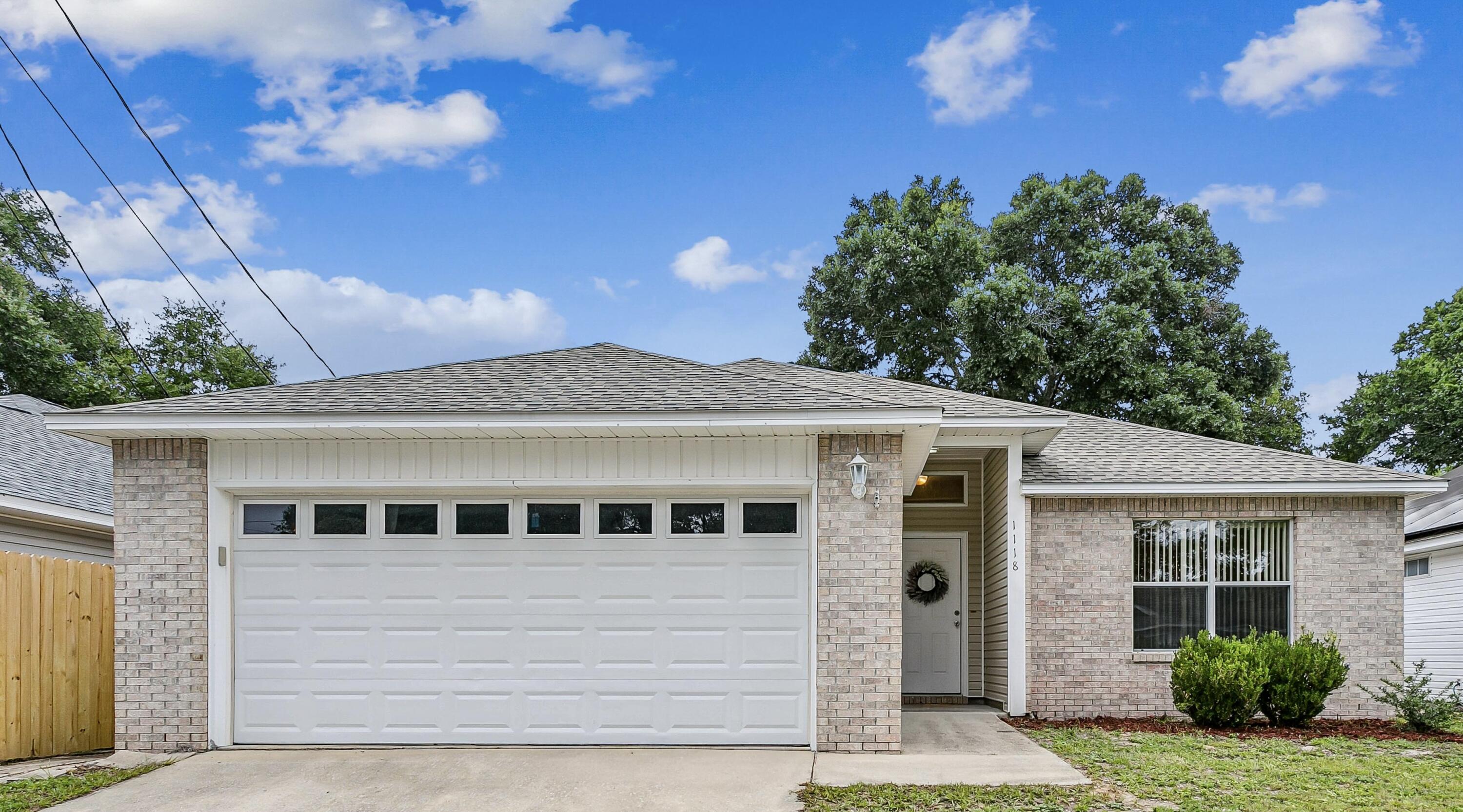 CREEKSIDE - Residential