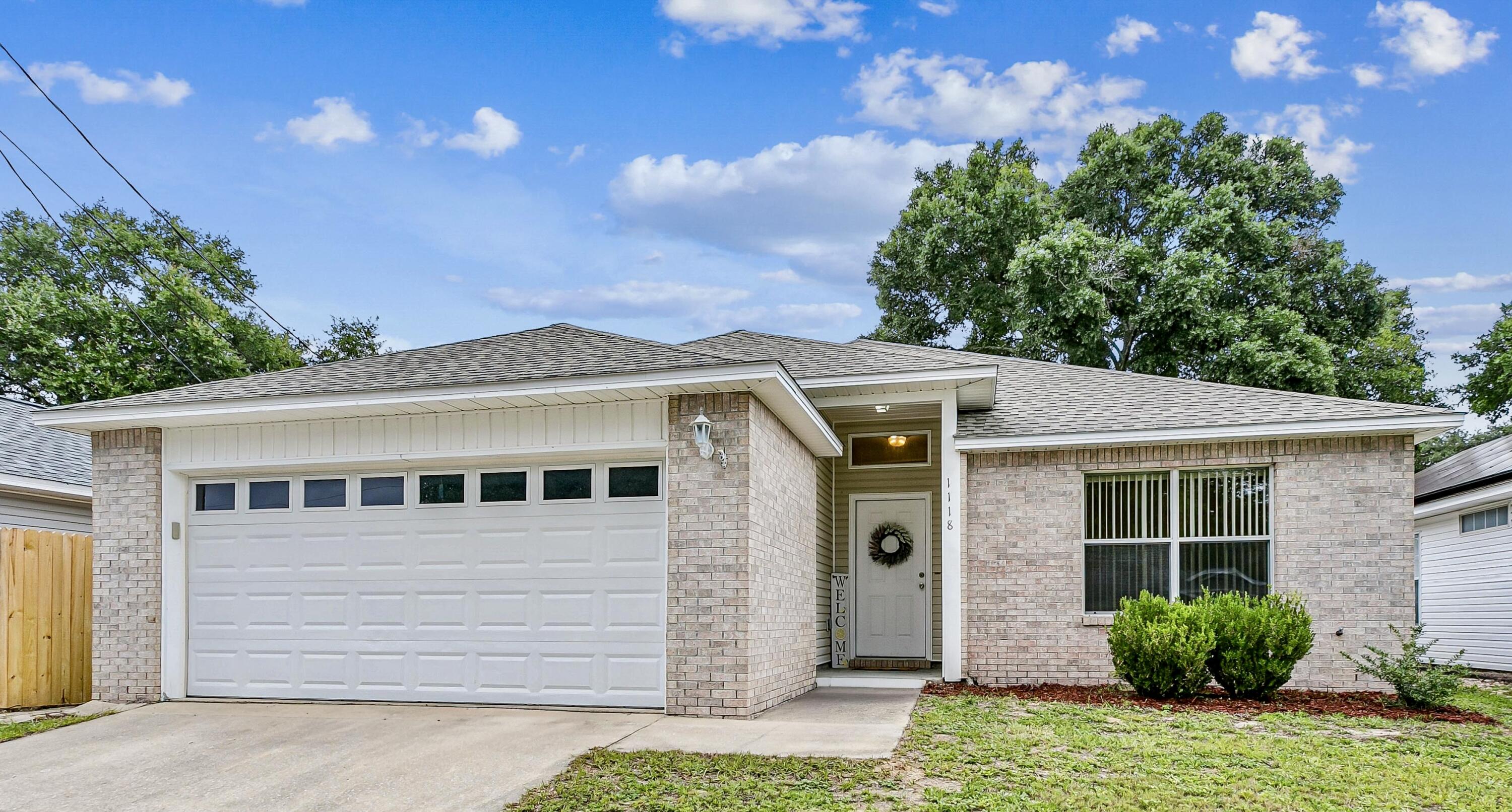 CREEKSIDE - Residential