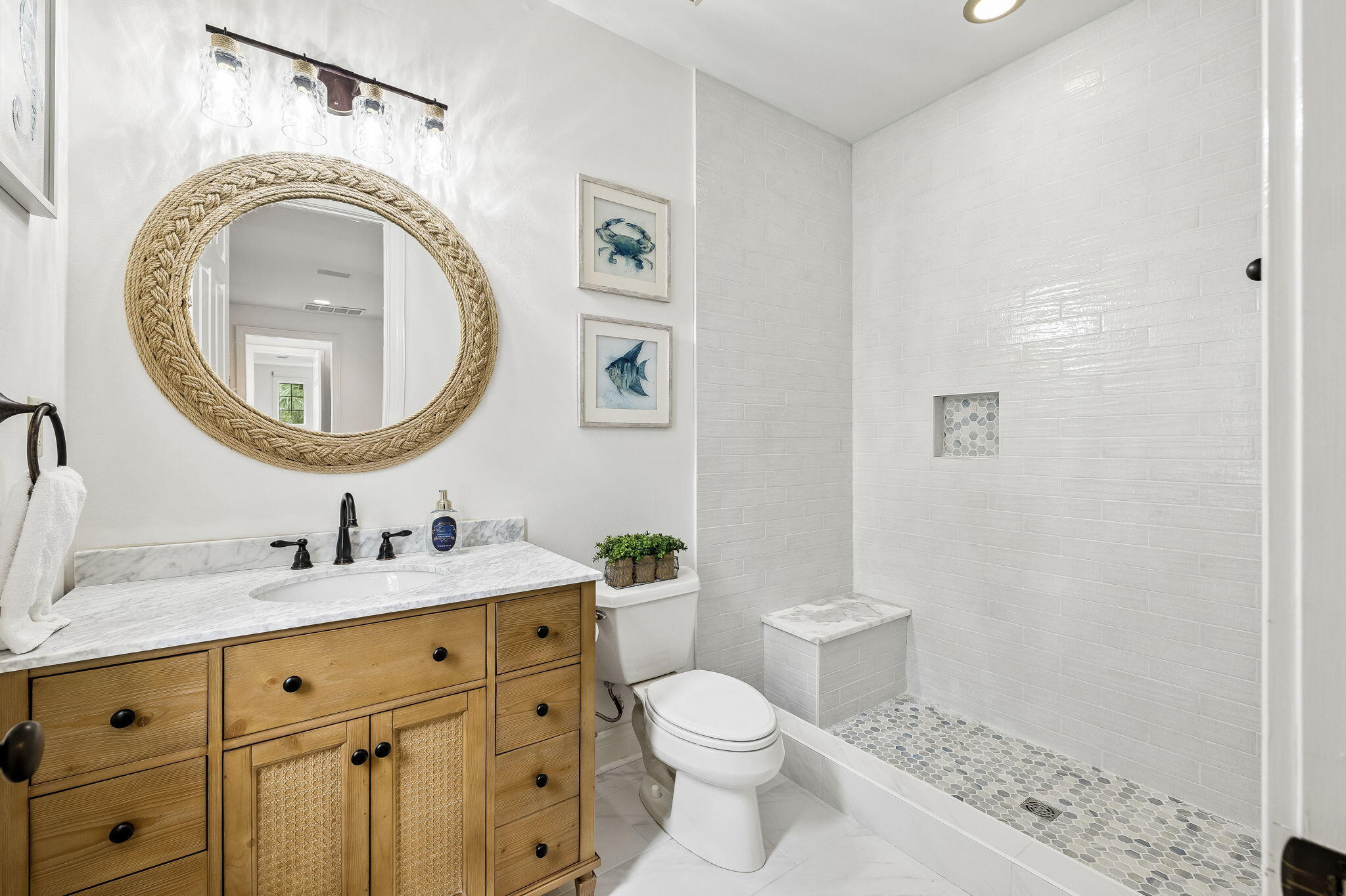 BAYTOWNE AVE EAST - Residential