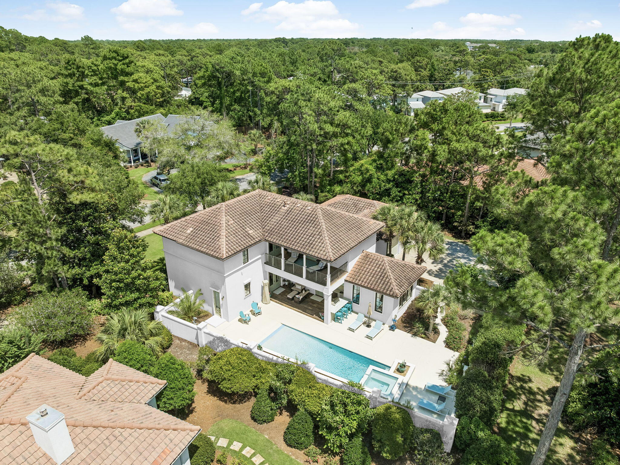 BAYTOWNE AVE EAST - Residential