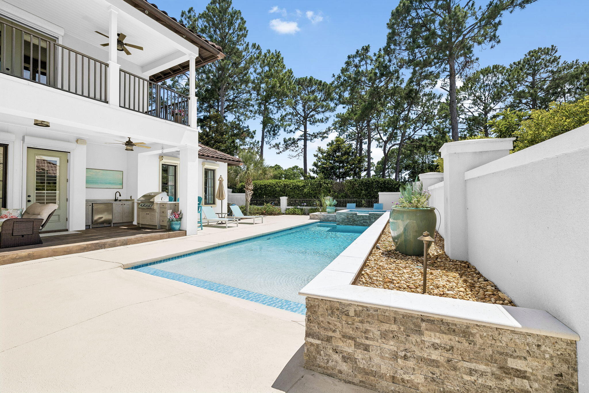 BAYTOWNE AVE EAST - Residential