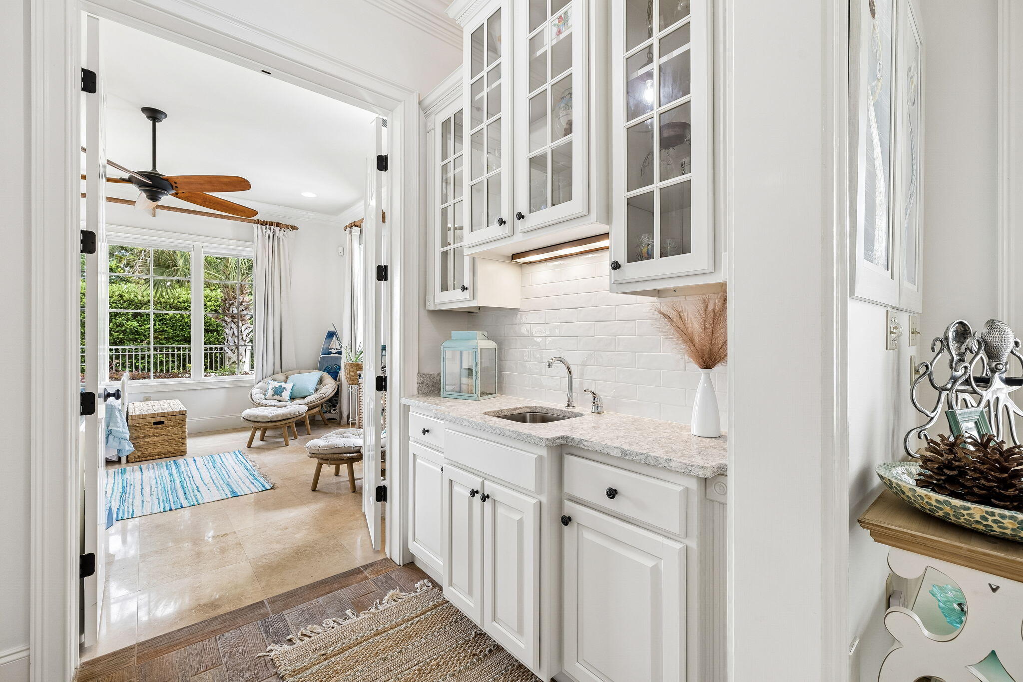 BAYTOWNE AVE EAST - Residential