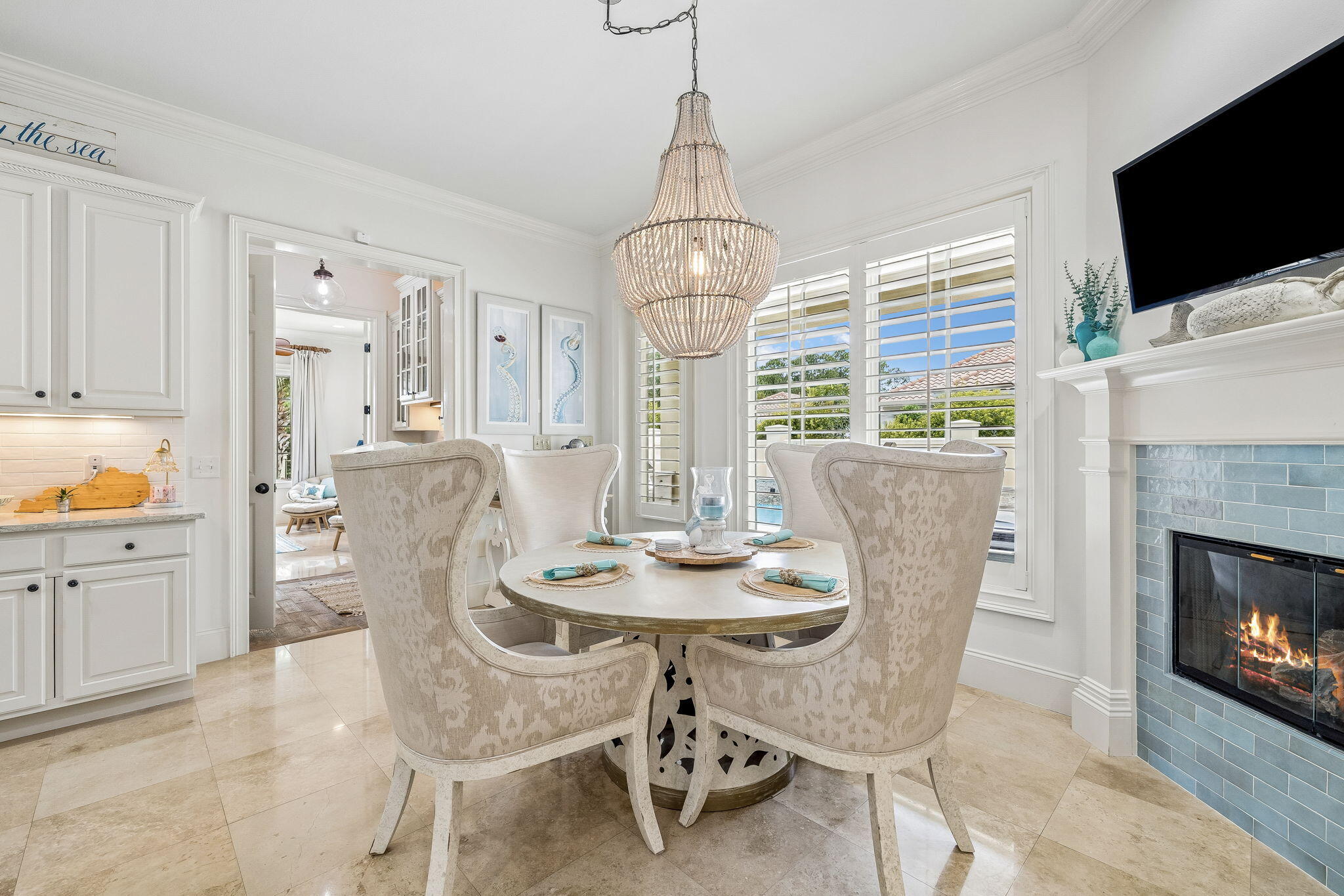 BAYTOWNE AVE EAST - Residential