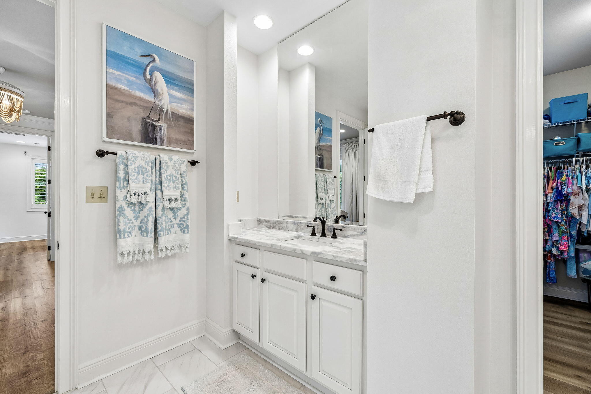 BAYTOWNE AVE EAST - Residential