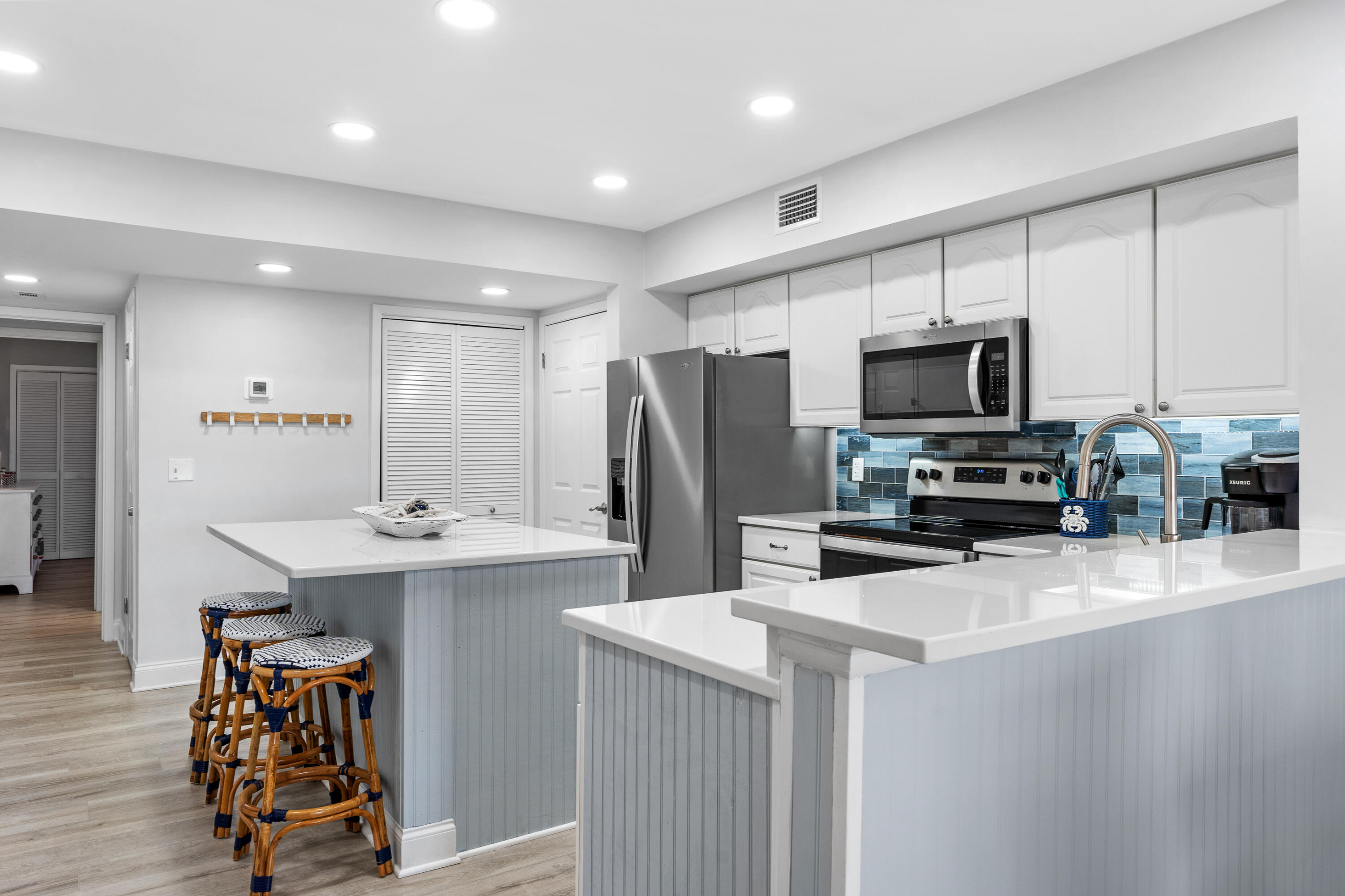 HARBOUR POINT CONDO - Residential Lease