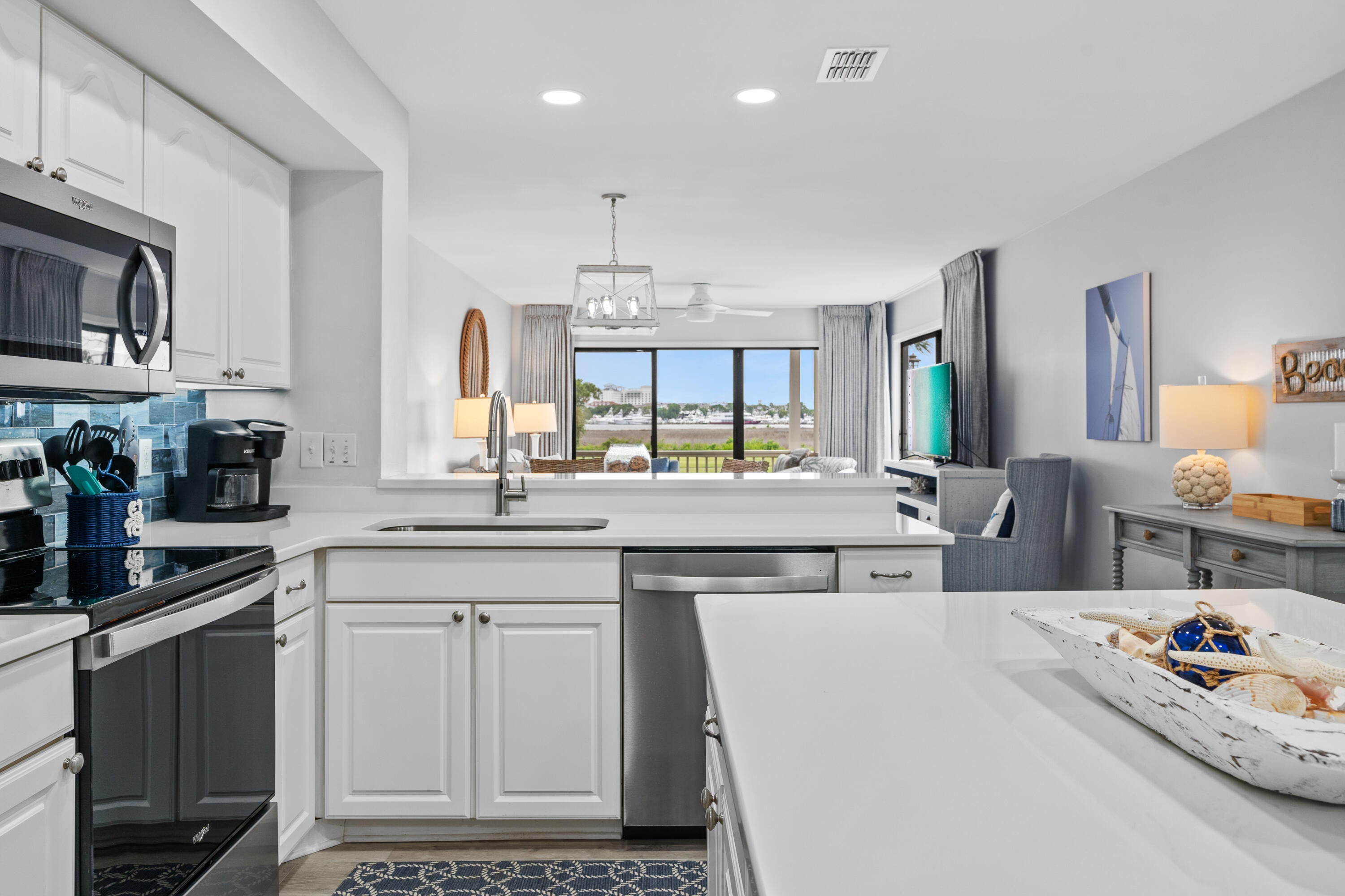 HARBOUR POINT CONDO - Residential Lease
