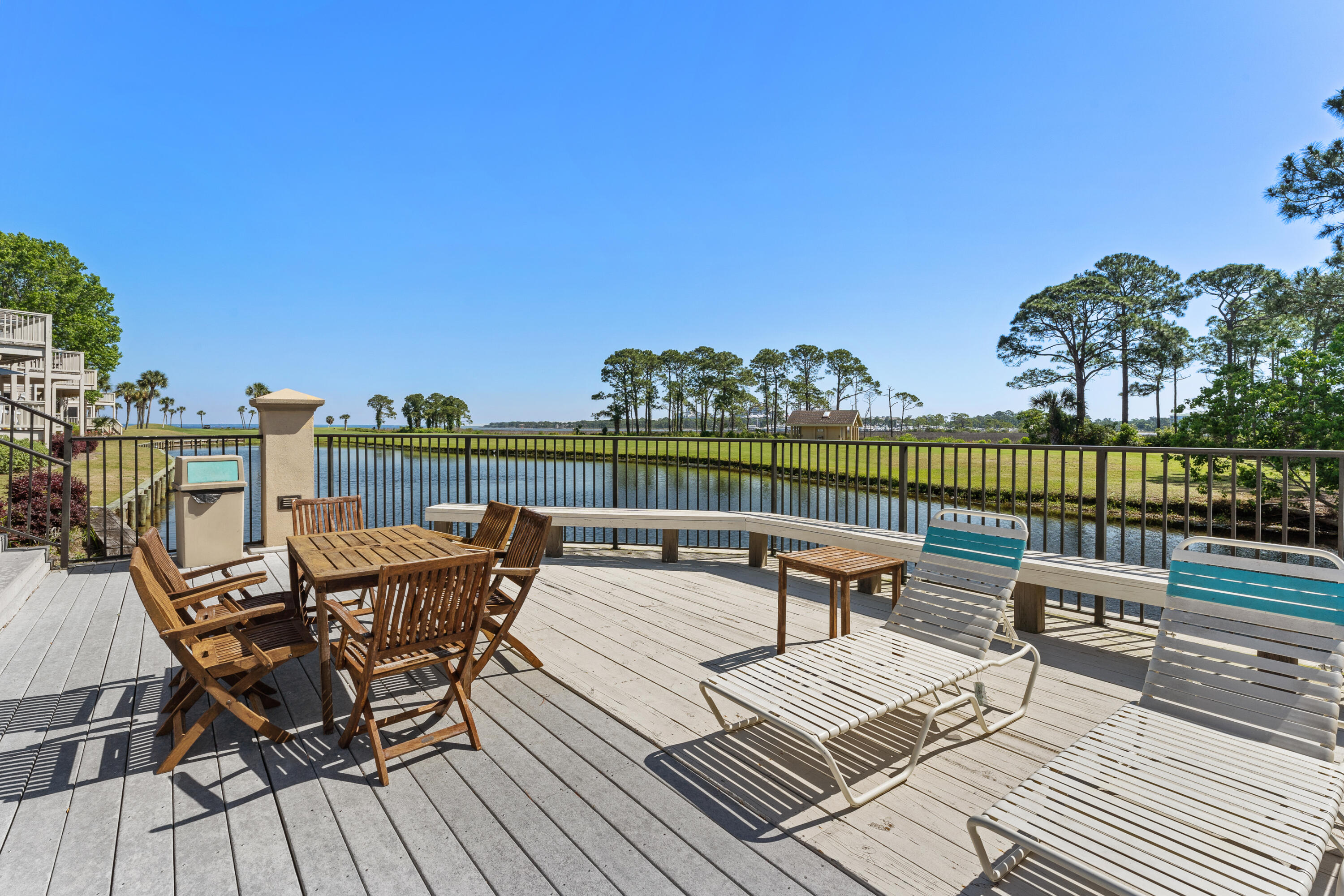HARBOUR POINT CONDO - Residential Lease