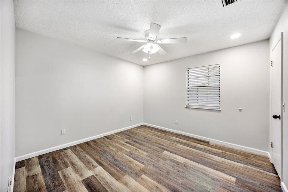 METES & BOUNDS - Residential Lease