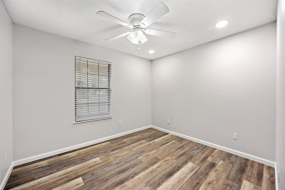 METES & BOUNDS - Residential Lease