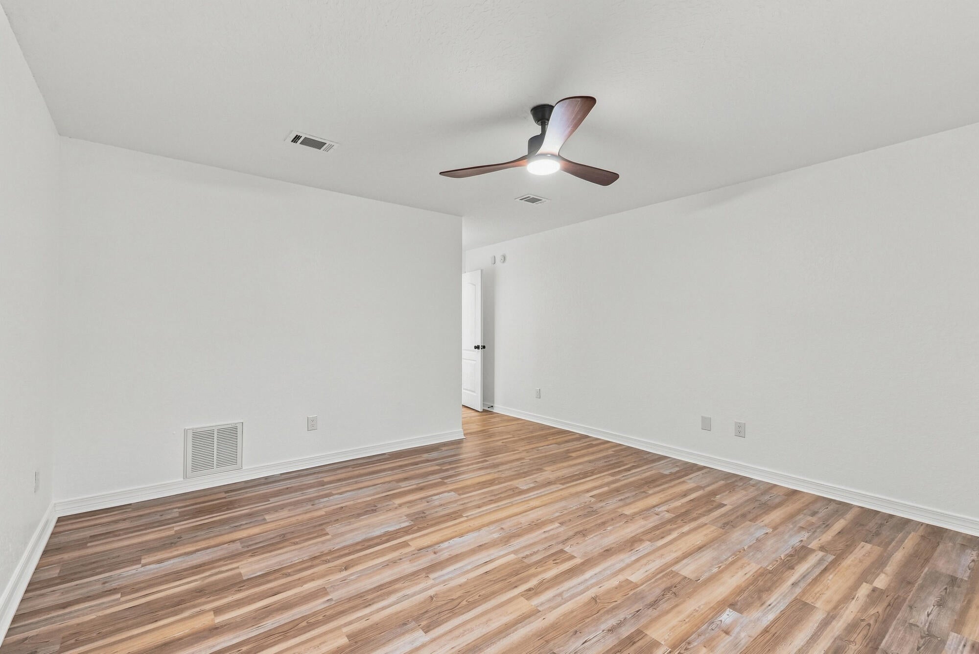 PARADISE BEACH S/D - Residential
