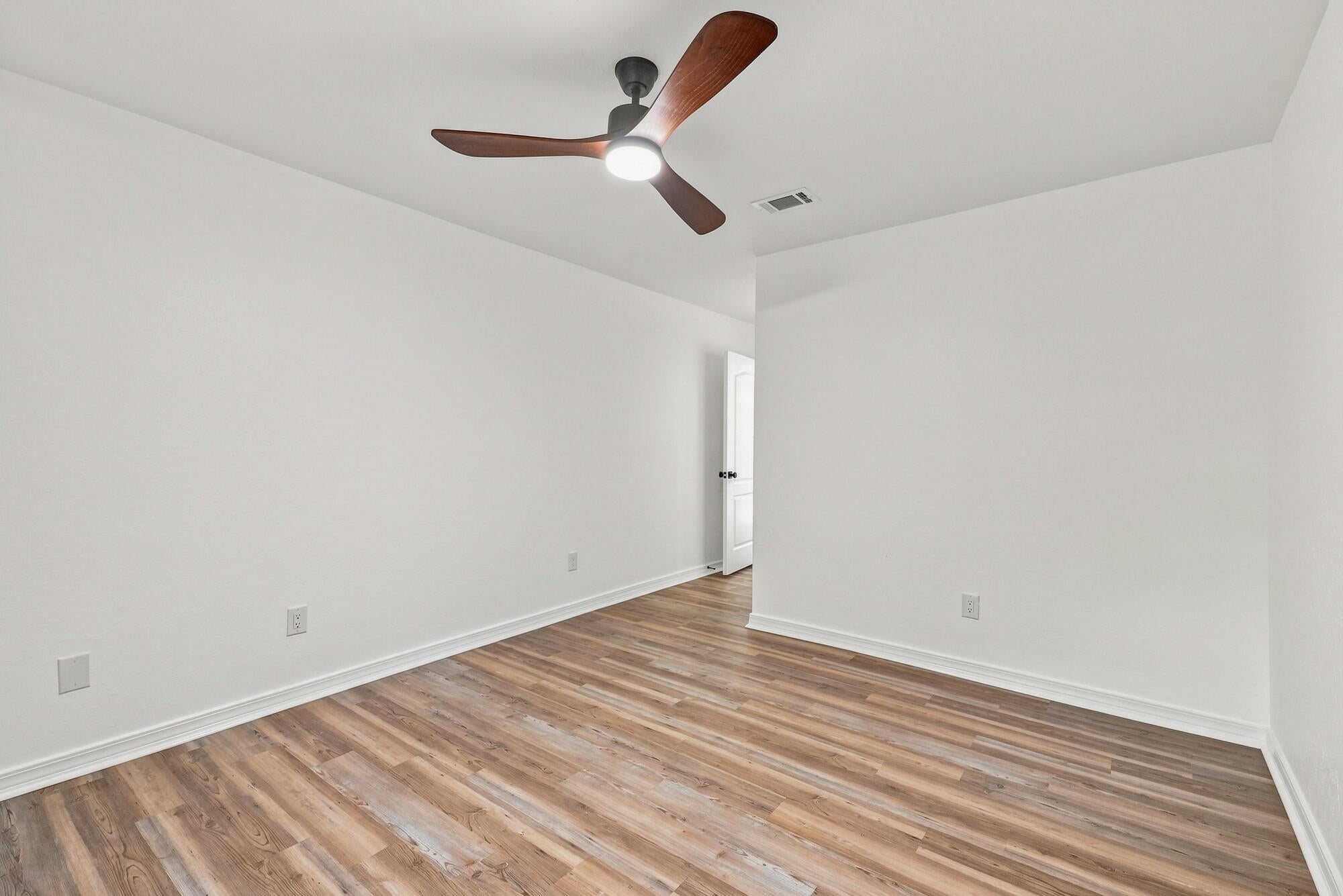 PARADISE BEACH S/D - Residential