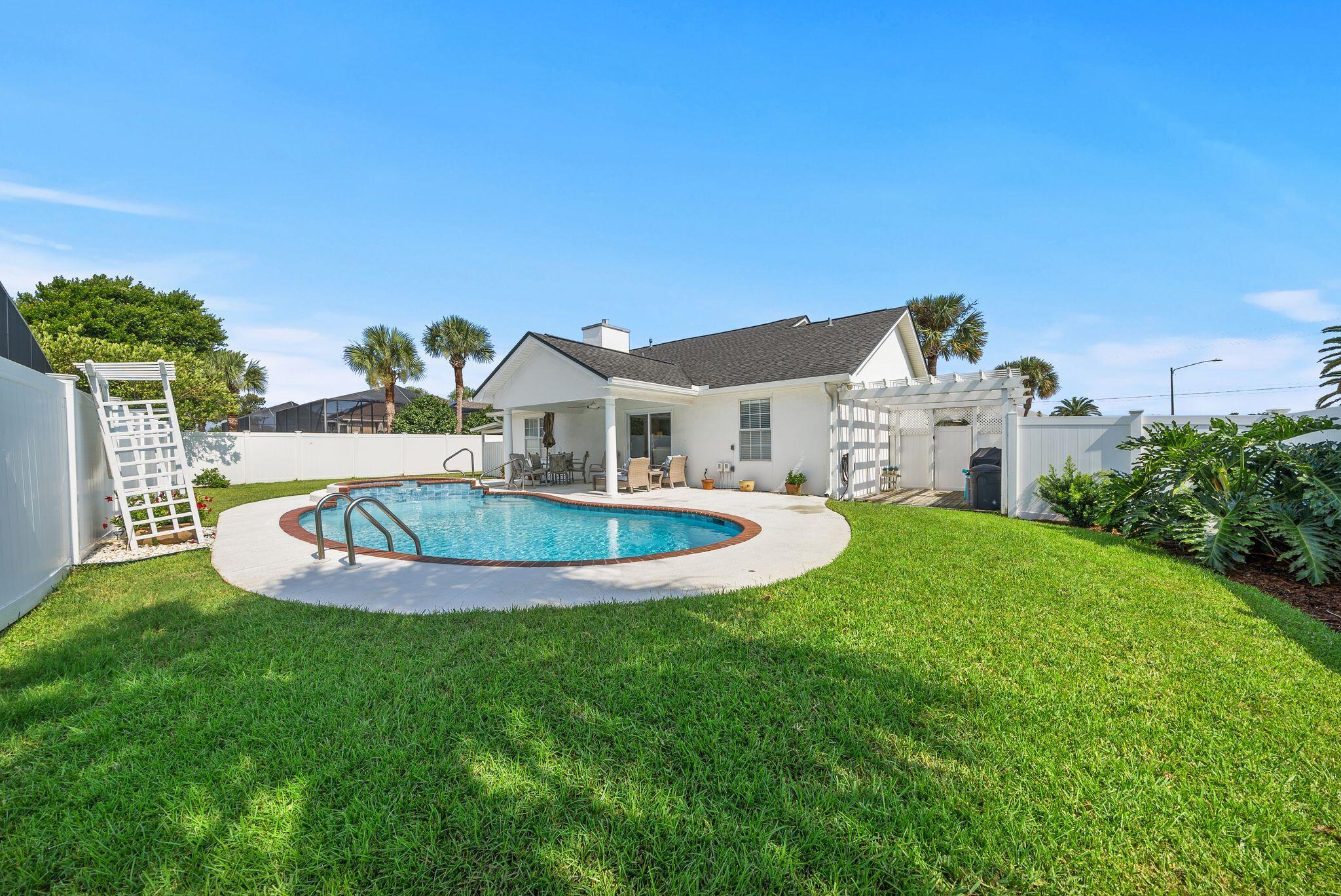 SUMMER BREEZE PH 1 - Residential