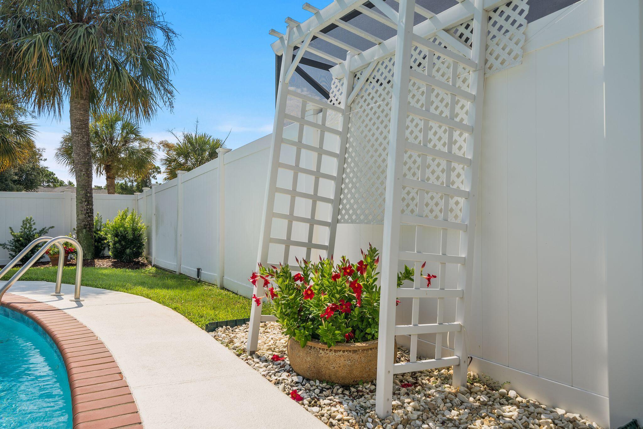 SUMMER BREEZE PH 1 - Residential