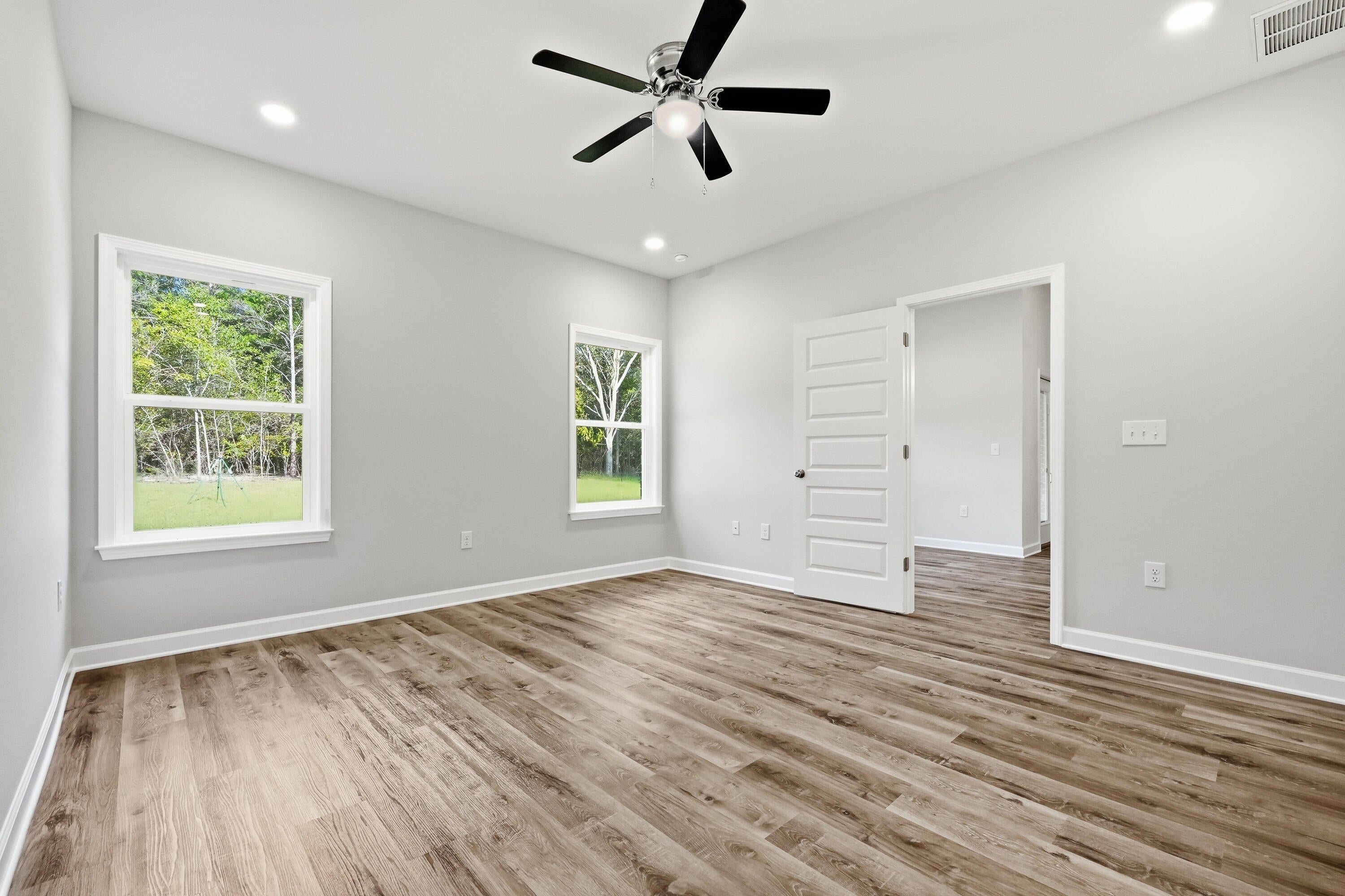 COUNTRY BREEZE - Residential