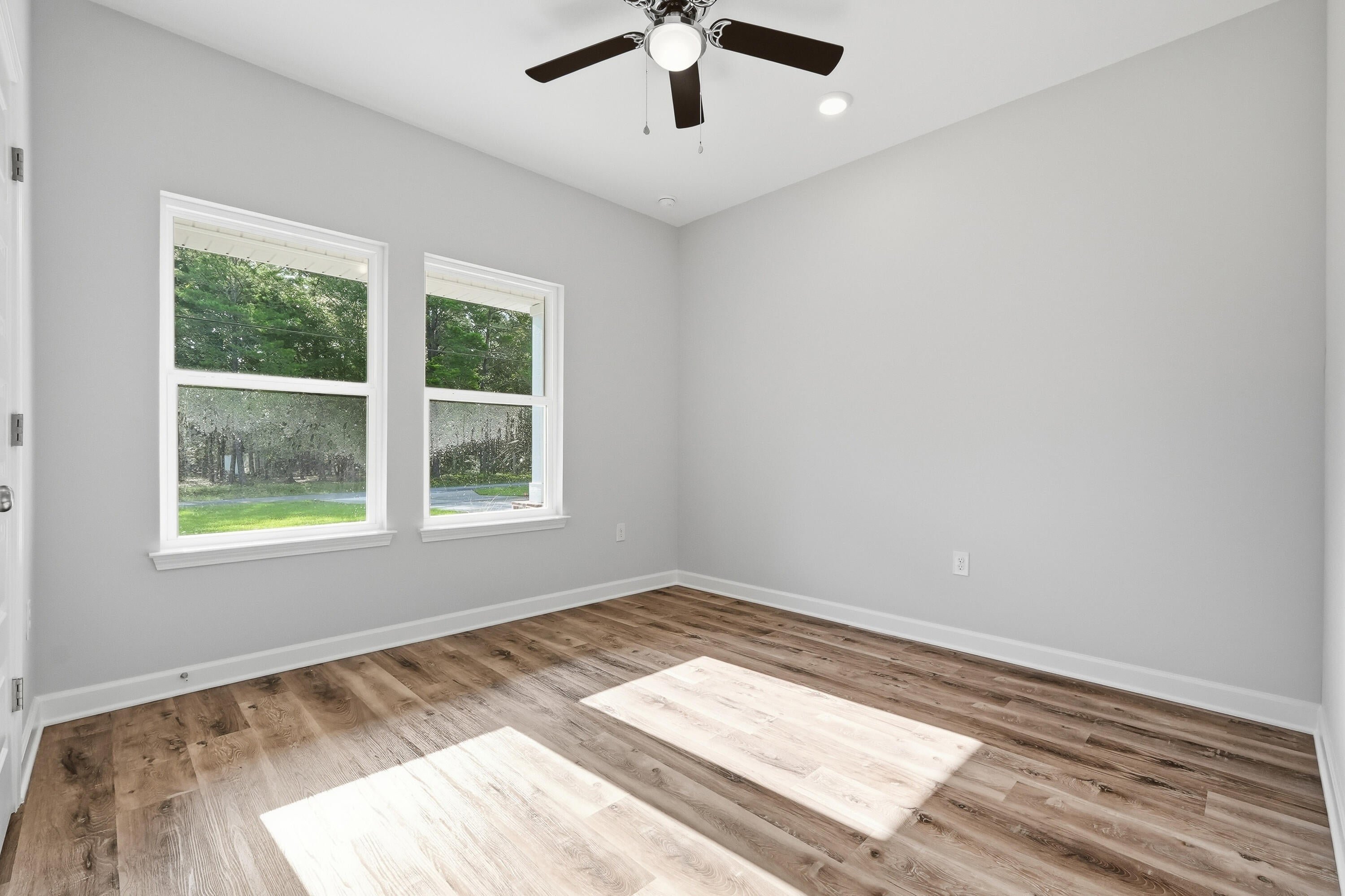 COUNTRY BREEZE - Residential