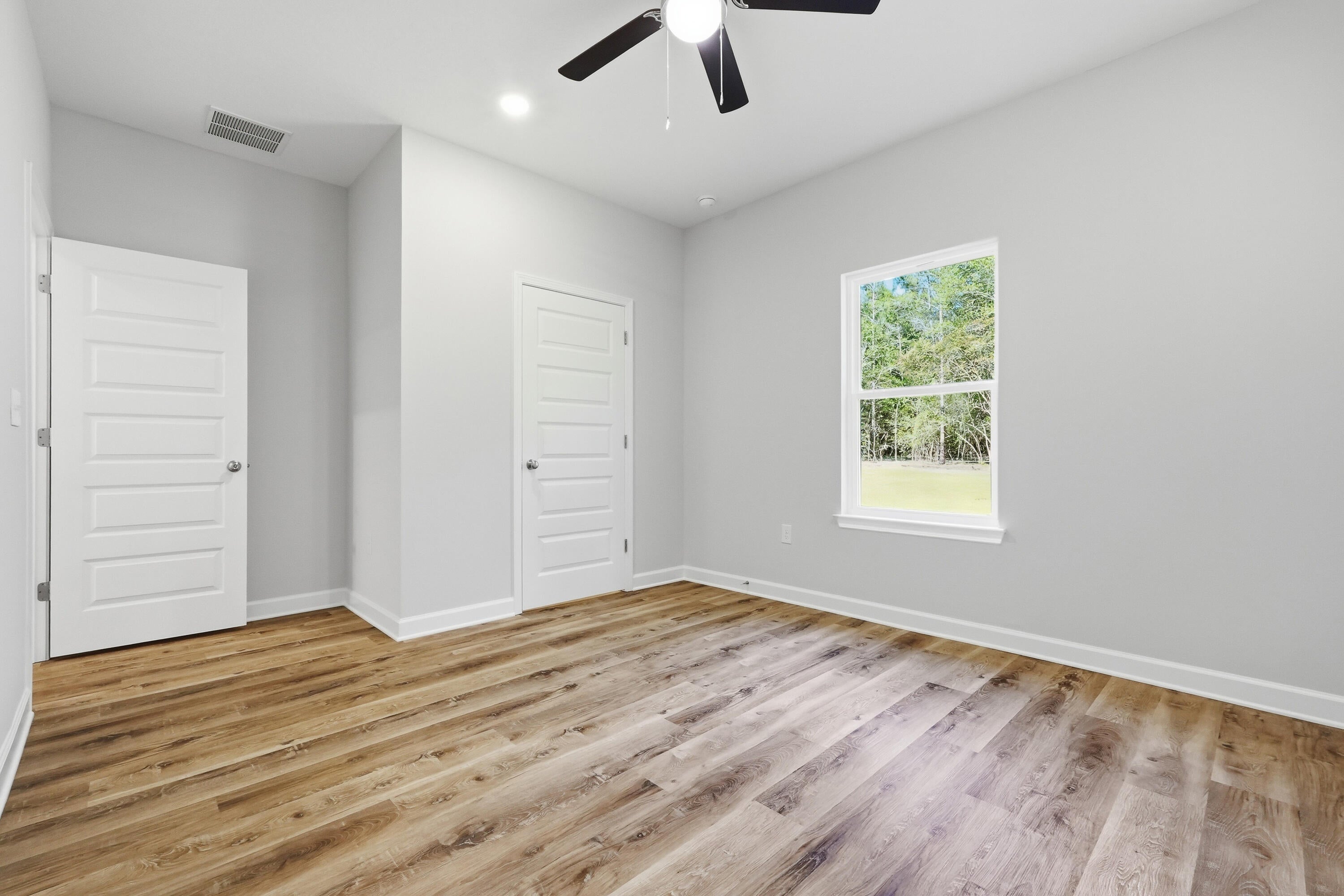 COUNTRY BREEZE - Residential