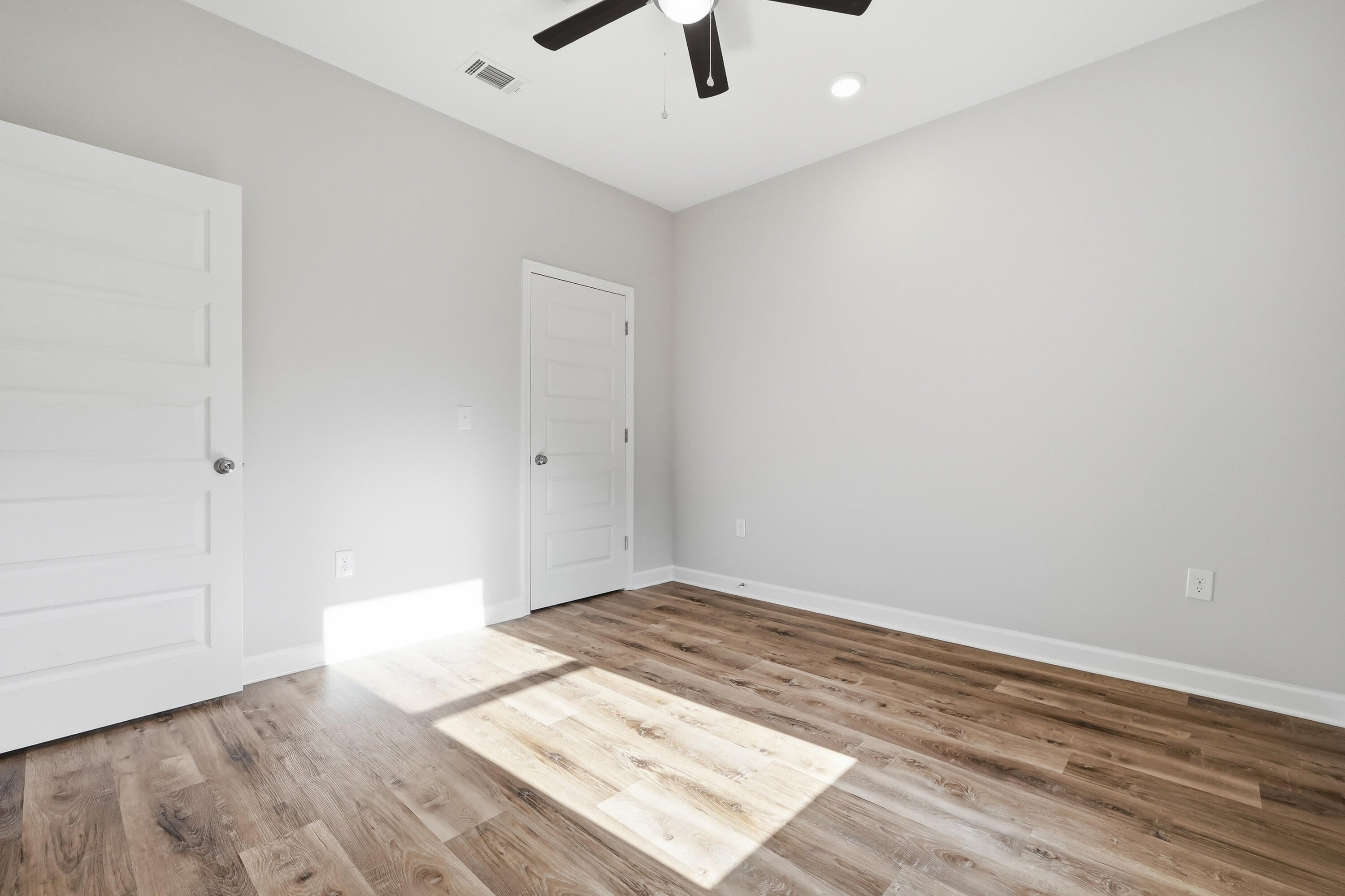 COUNTRY BREEZE - Residential