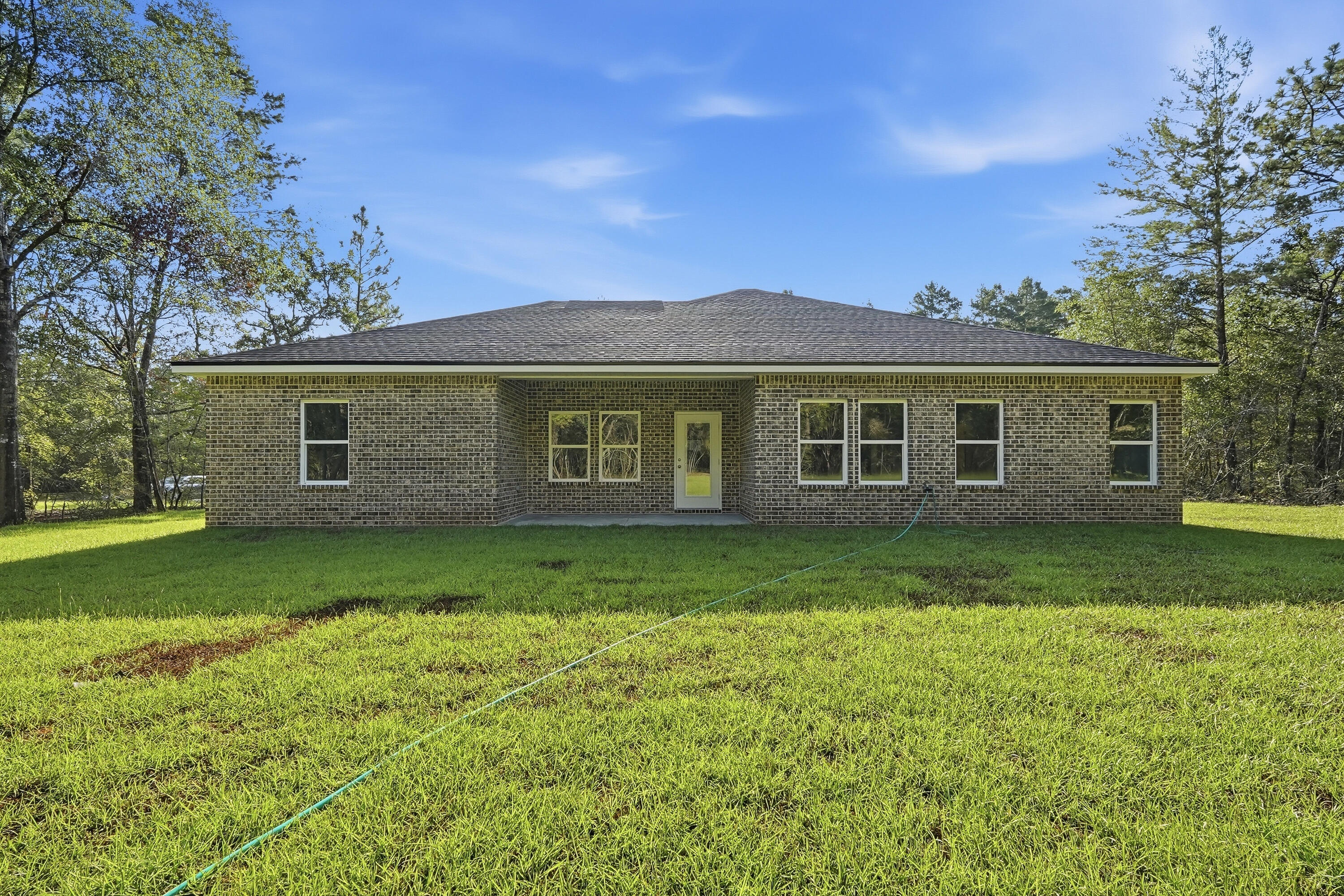 COUNTRY BREEZE - Residential