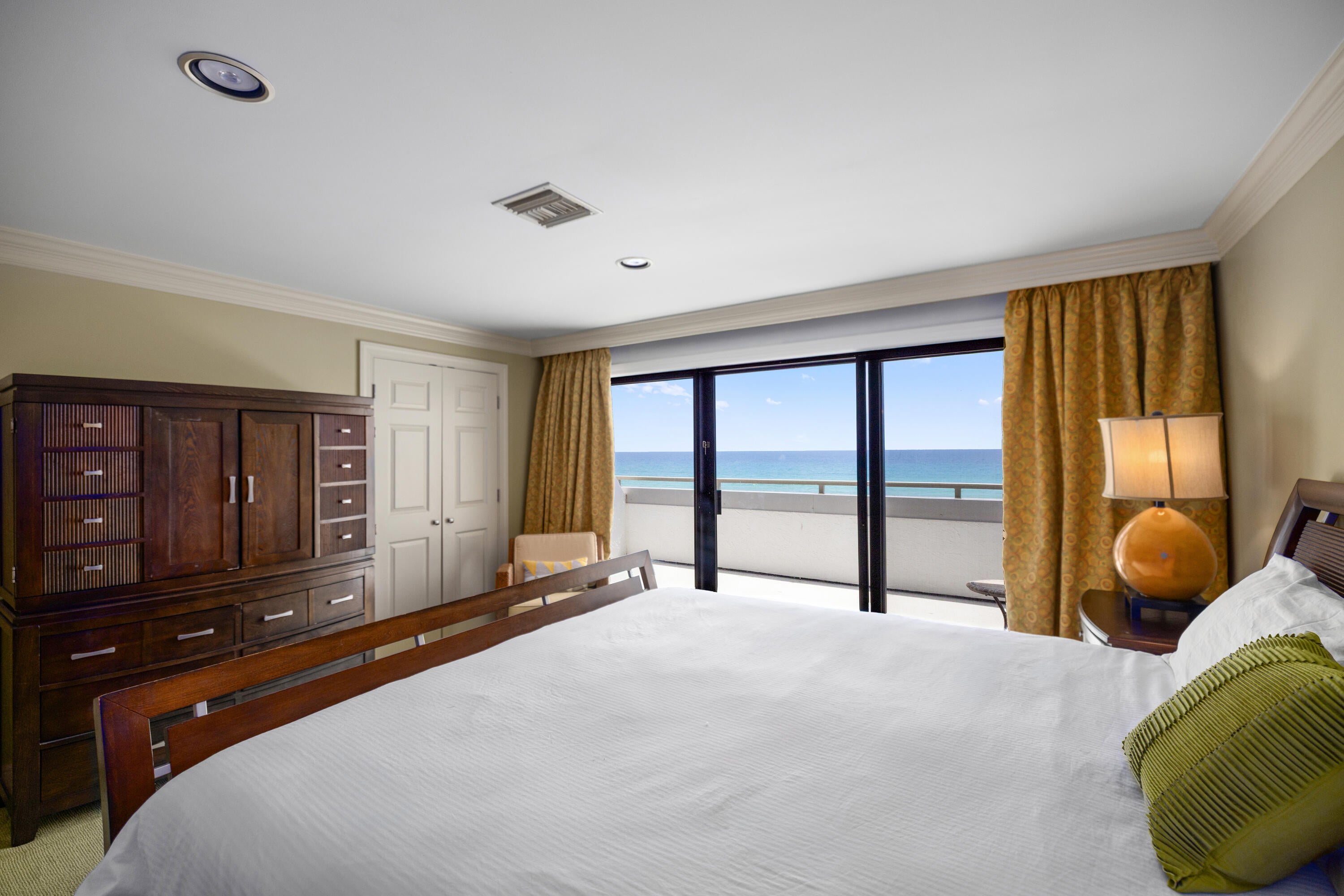 AEGEAN CONDO - Residential