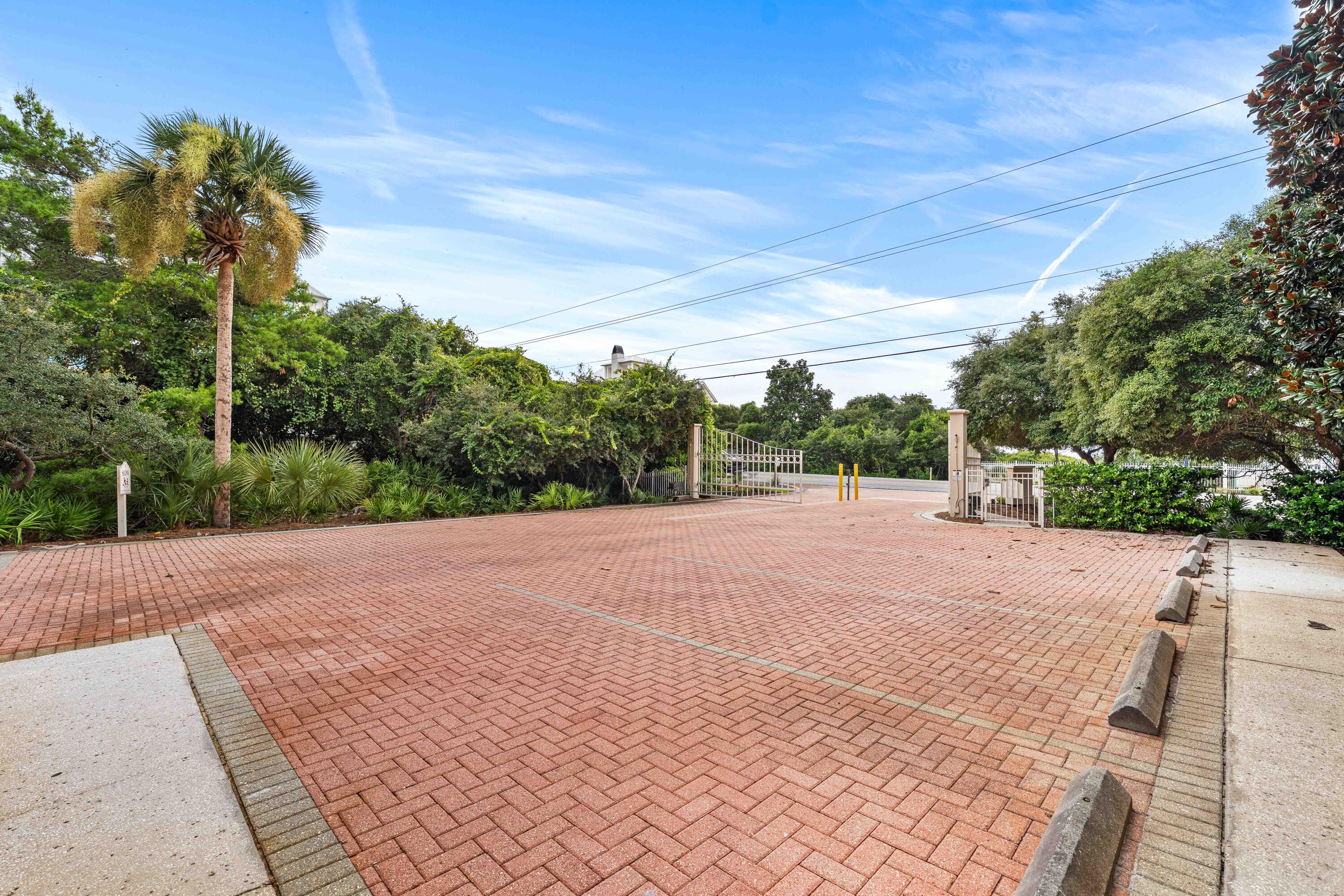 VILLAS AT SEAGROVE BEACH - Residential