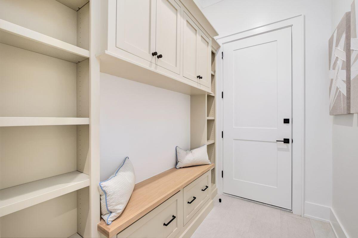 SEAGROVE 1ST ADDN - Residential