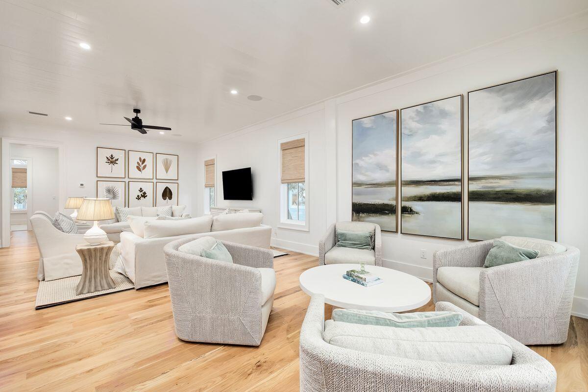SEAGROVE 1ST ADDN - Residential