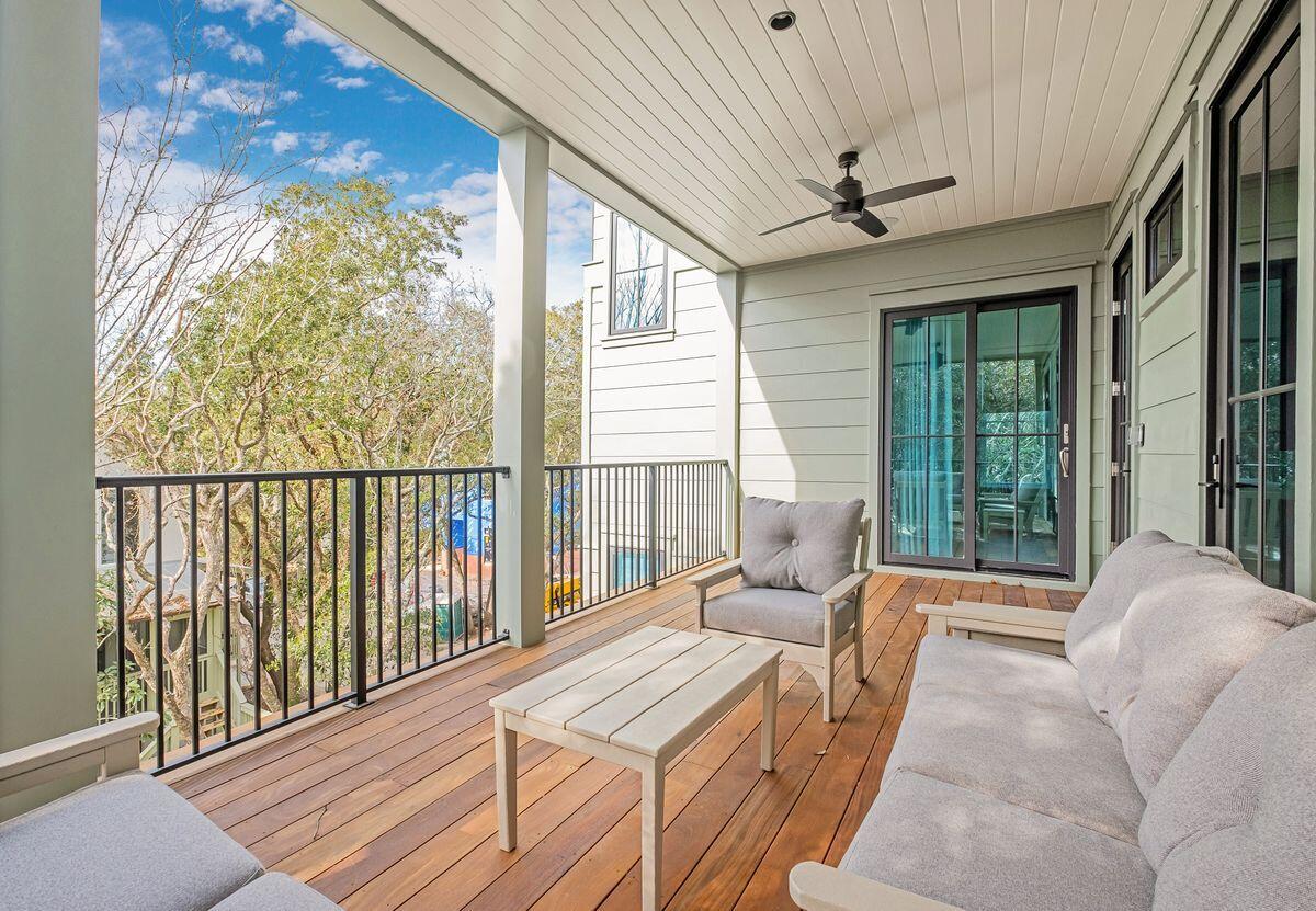 SEAGROVE 1ST ADDN - Residential