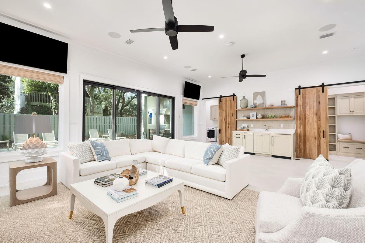 SEAGROVE 1ST ADDN - Residential