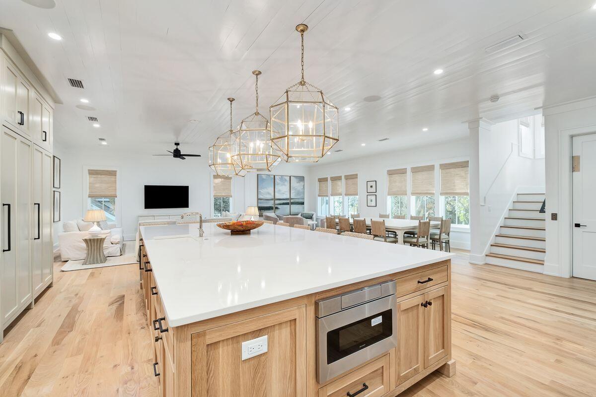 SEAGROVE 1ST ADDN - Residential