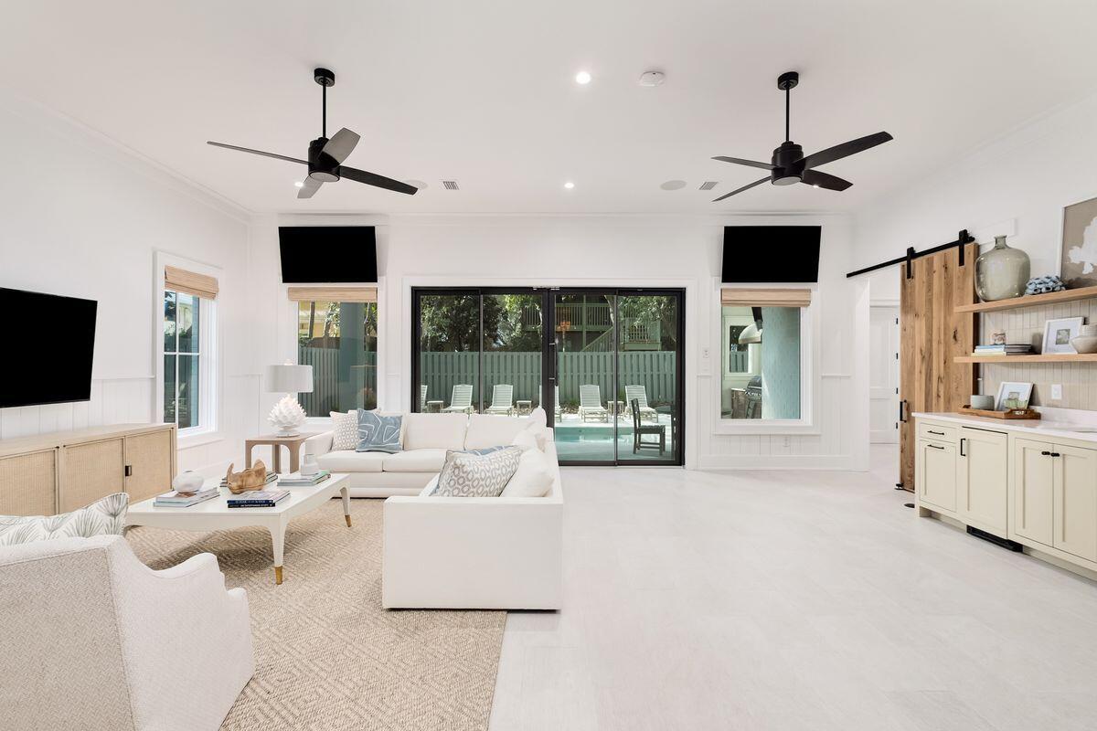SEAGROVE 1ST ADDN - Residential