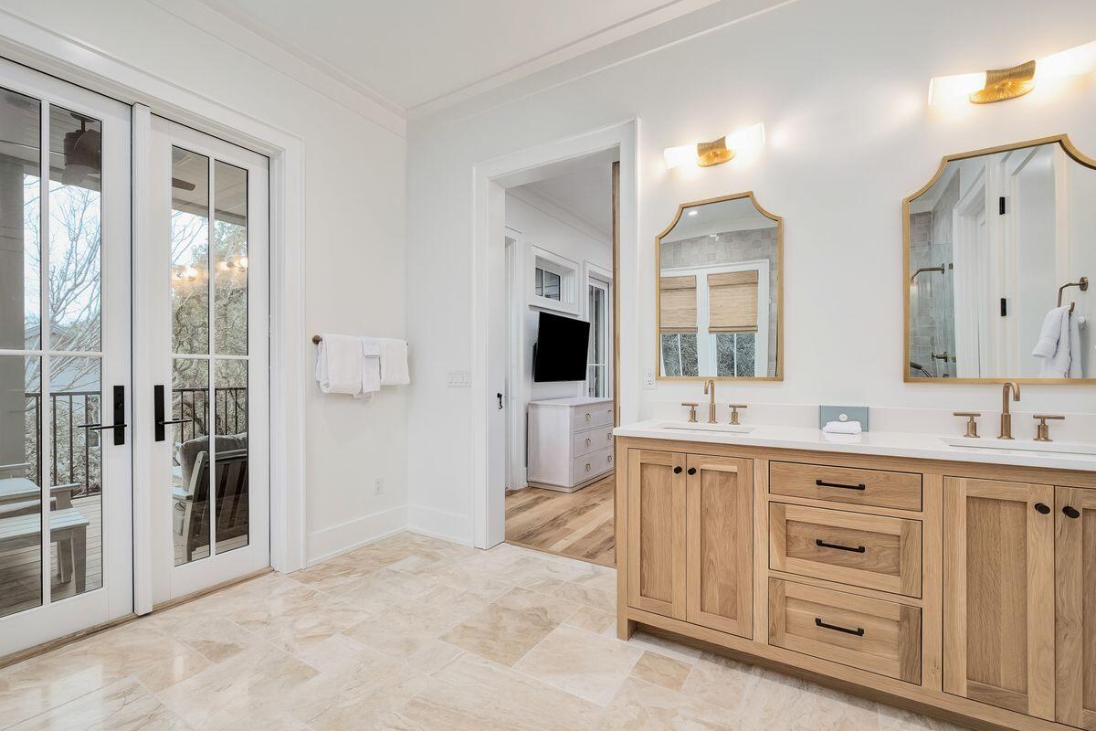 SEAGROVE 1ST ADDN - Residential