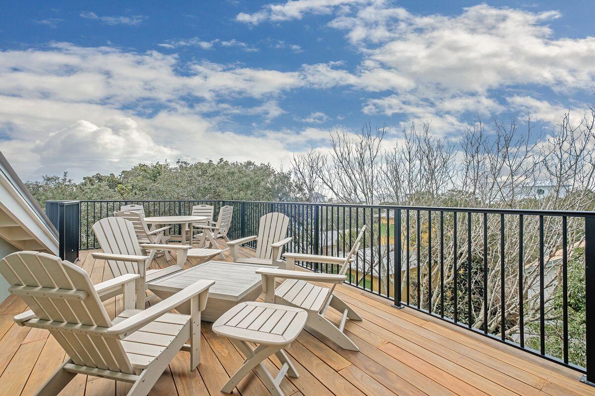 SEAGROVE 1ST ADDN - Residential
