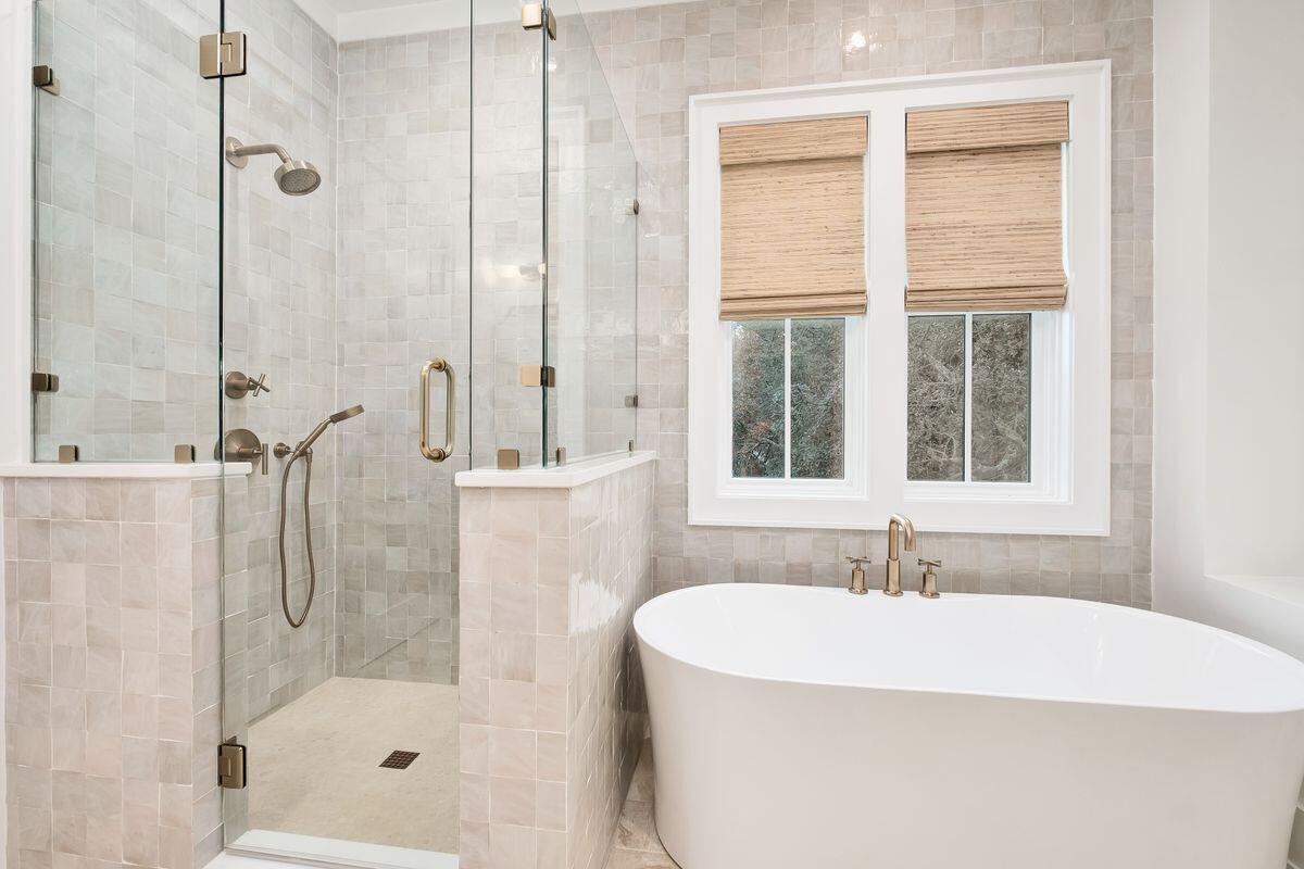 SEAGROVE 1ST ADDN - Residential