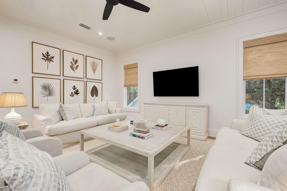 SEAGROVE 1ST ADDN - Residential