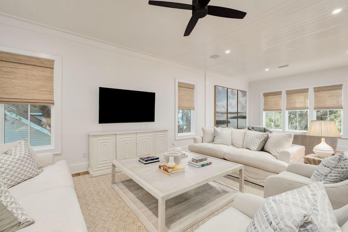 SEAGROVE 1ST ADDN - Residential