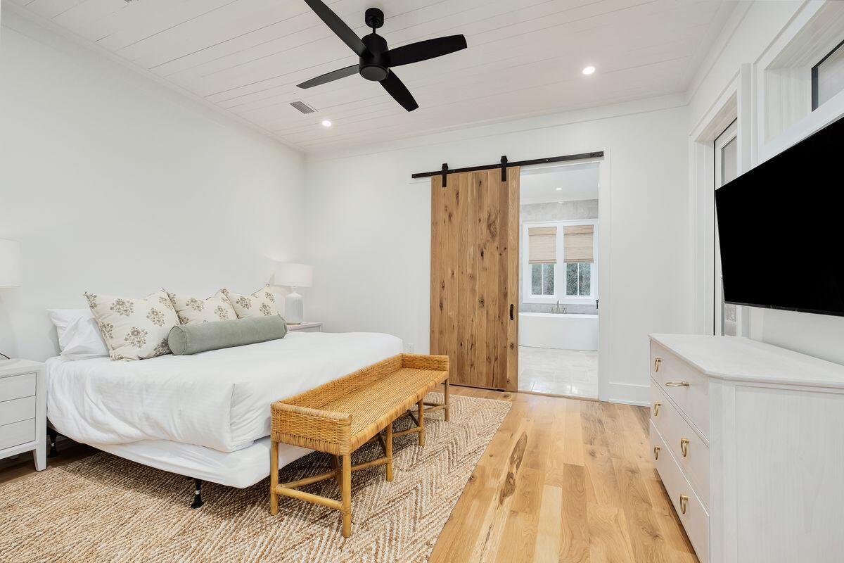 SEAGROVE 1ST ADDN - Residential
