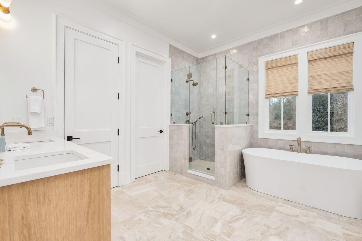 SEAGROVE 1ST ADDN - Residential
