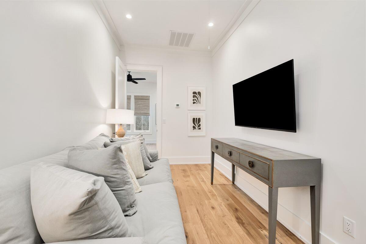SEAGROVE 1ST ADDN - Residential