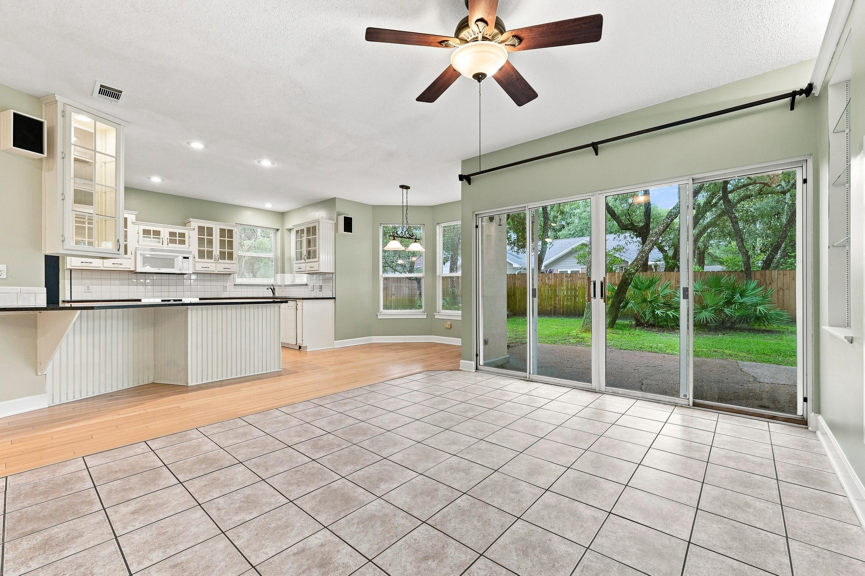 PARKWOOD ESTATES PH 2 BLUEWATER BAY - Residential Lease