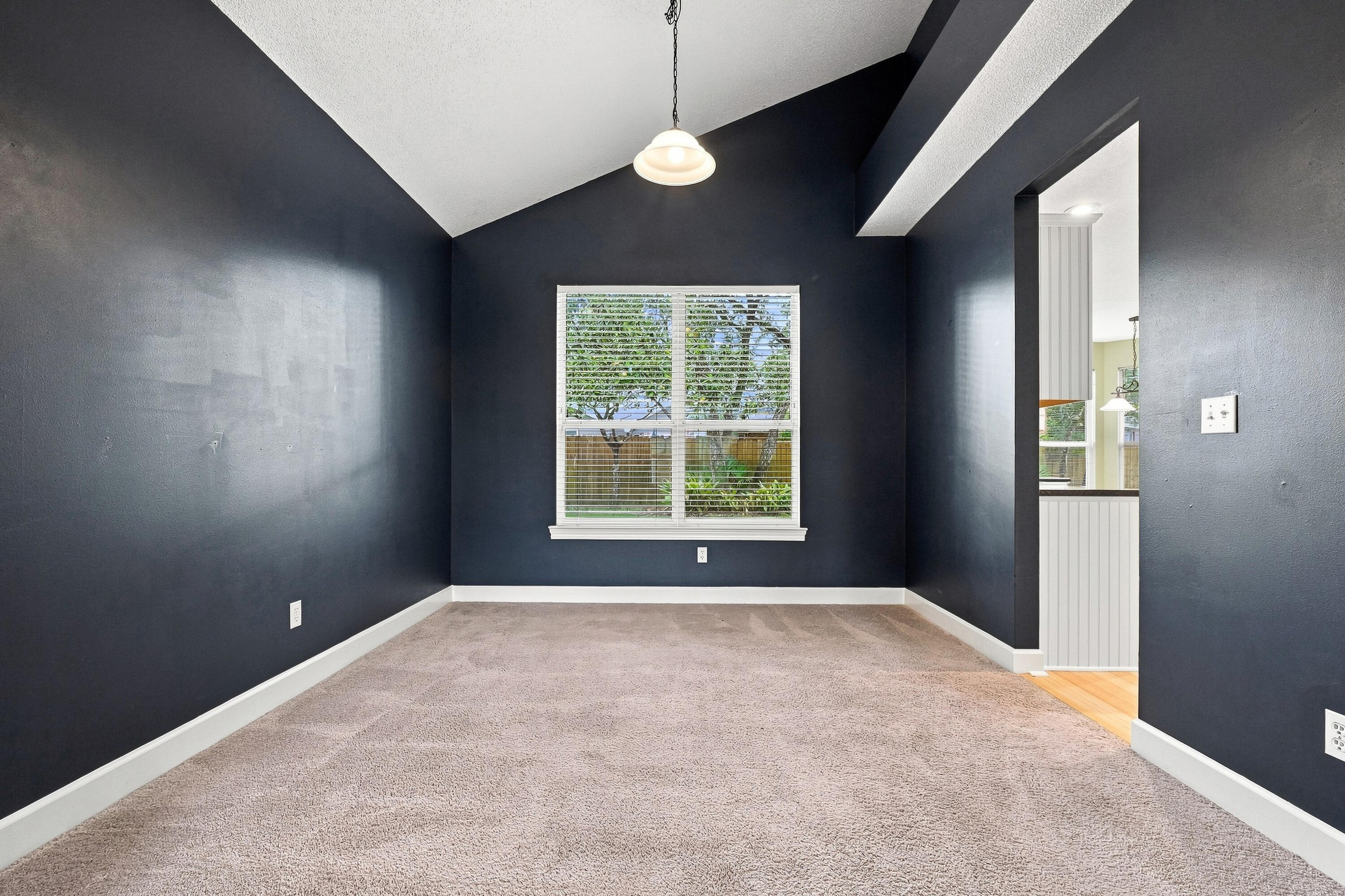 PARKWOOD ESTATES PH 2 BLUEWATER BAY - Residential Lease
