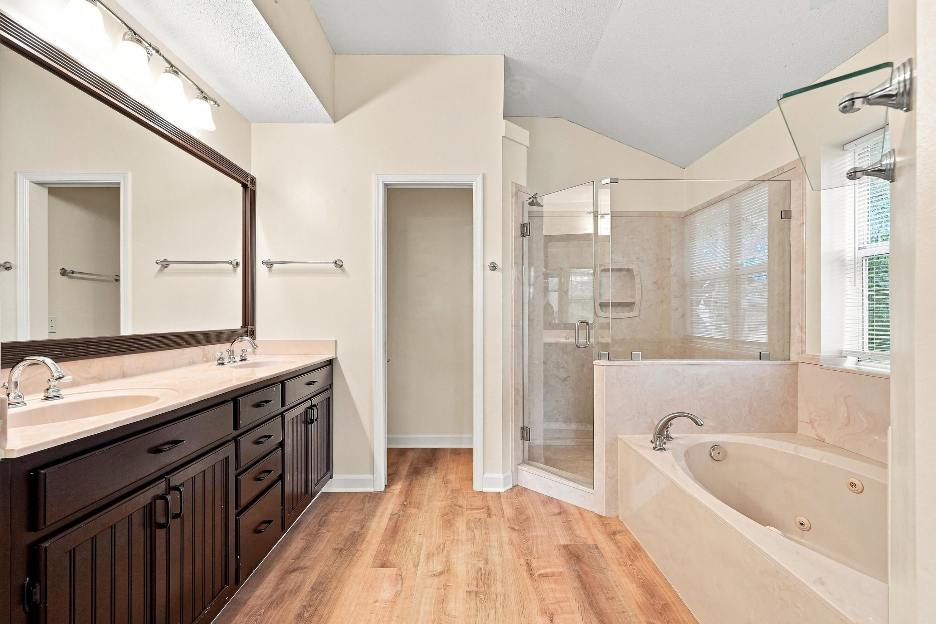 PARKWOOD ESTATES PH 2 BLUEWATER BAY - Residential Lease